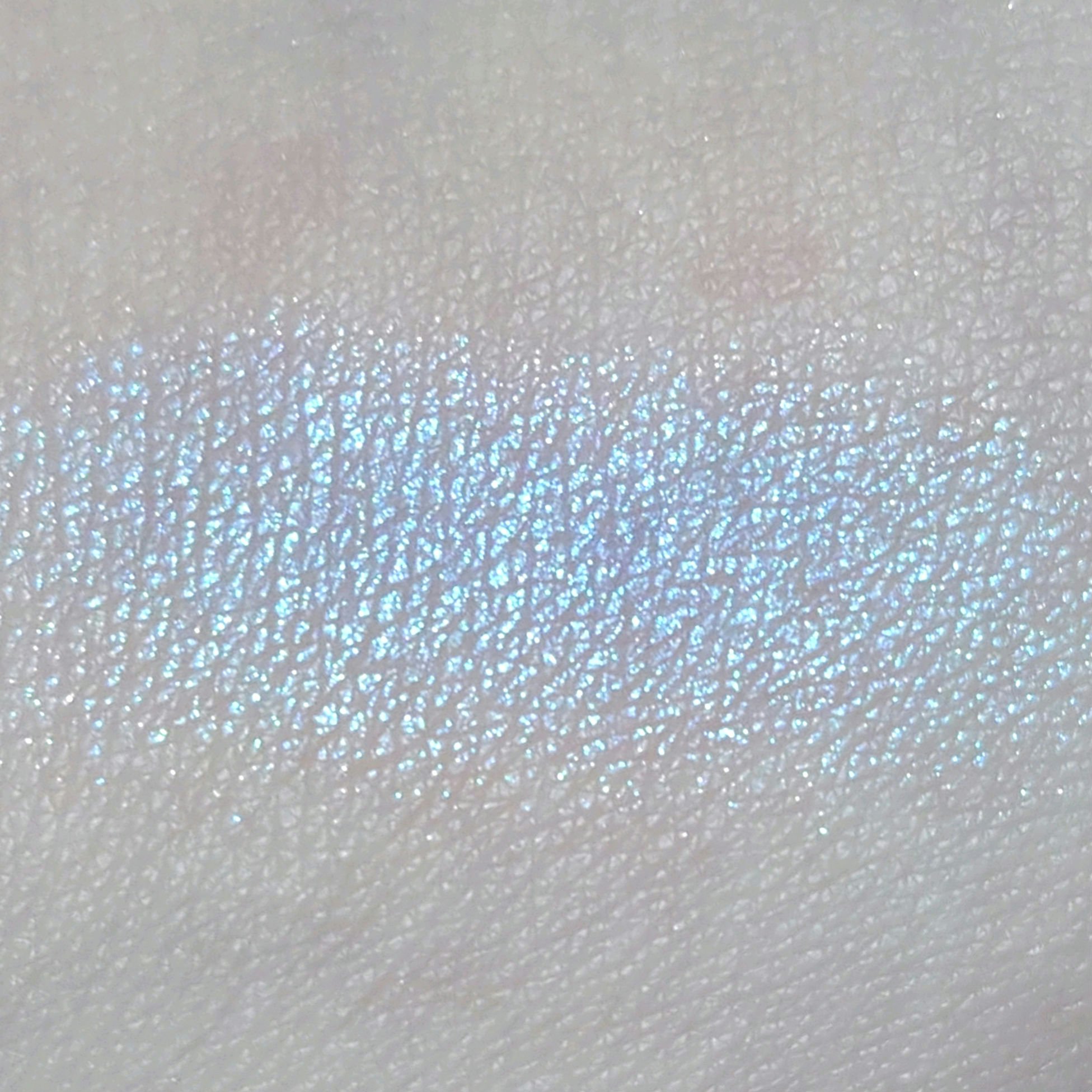  アディクション　ザ アイシャドウ プリズム 106PR Summer End/ADDICTION/単色アイシャドウを使ったクチコミ（2枚目）