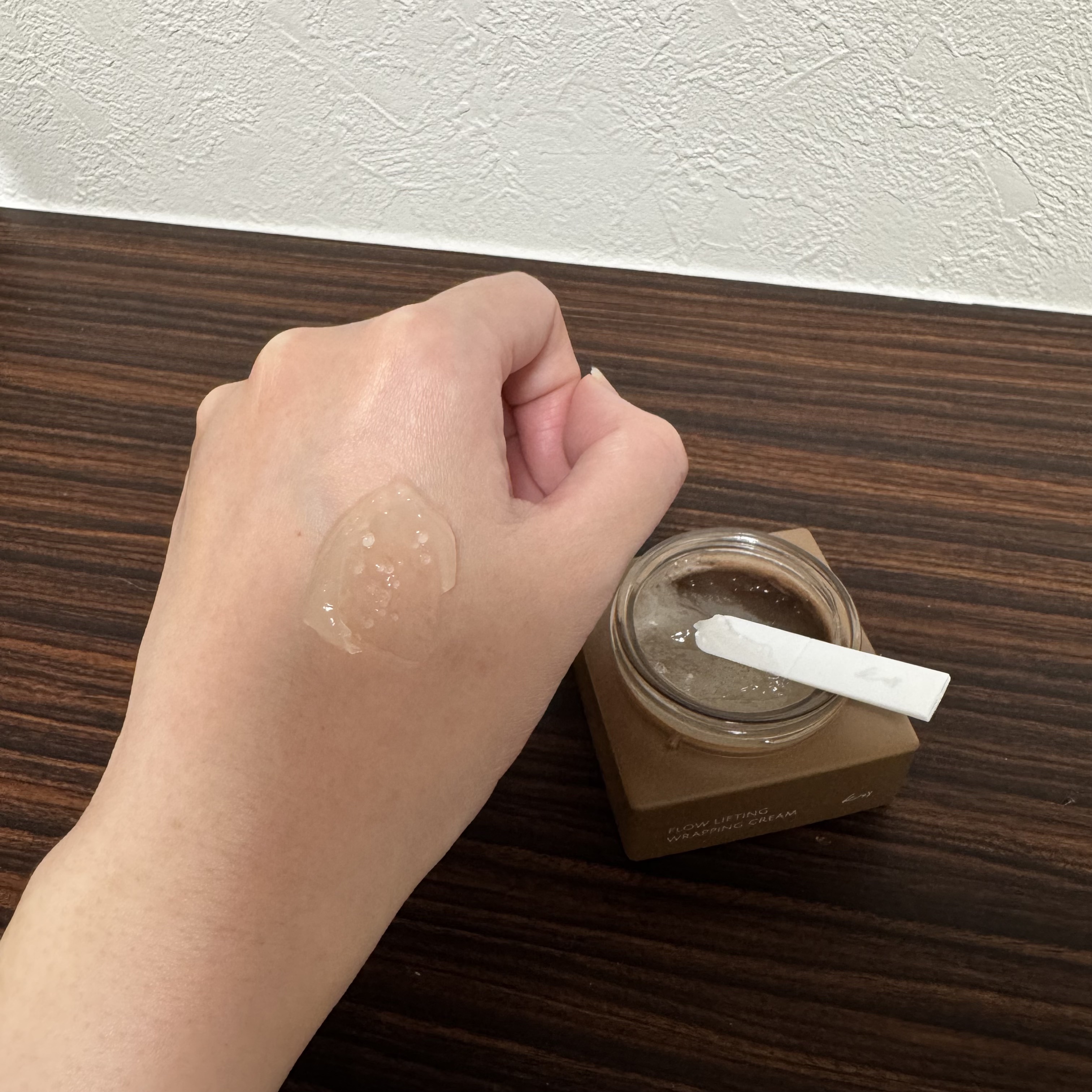 フローリフティングラッピングクリーム/koy/フェイスクリームを使ったクチコミ（2枚目）