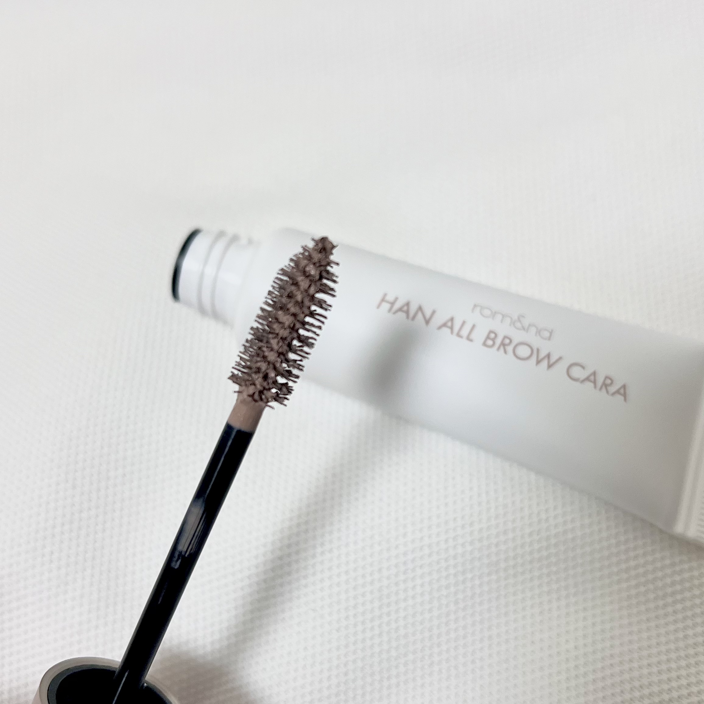 ハンオールブロウカラ/rom&nd/眉マスカラを使ったクチコミ（2枚目）