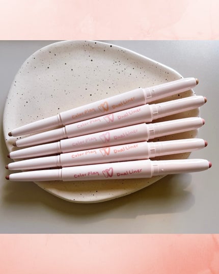 カラープレイデュアルライナー/2aN/スティックアイシャドウを使ったクチコミ(3枚目)