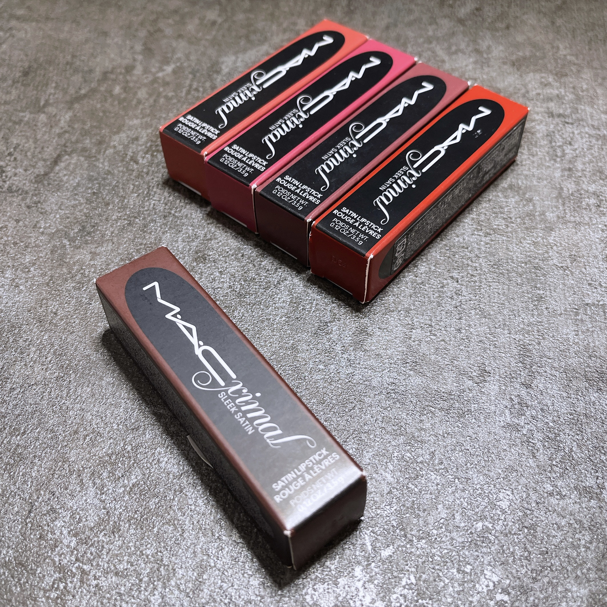 マキシマル スリーク サテン リップスティック 809 フィルム ノアール/M・A・C/口紅を使ったクチコミ（2枚目）