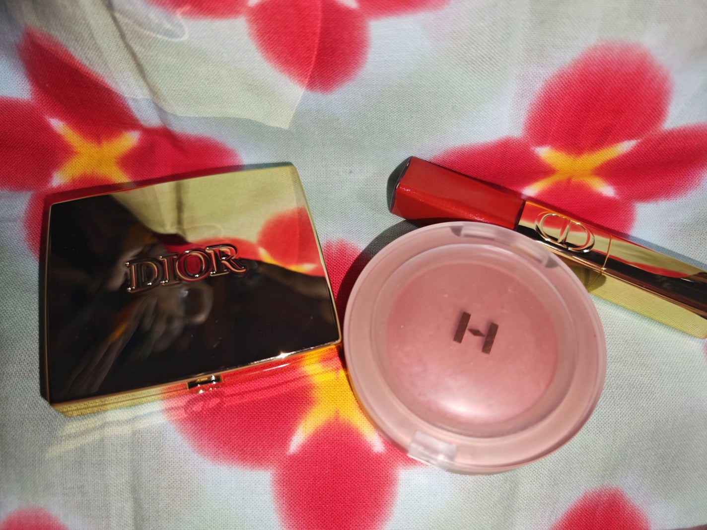 トゥルーディメンショングロウチーク/hince/パウダーチークを使ったクチコミ(1枚目)