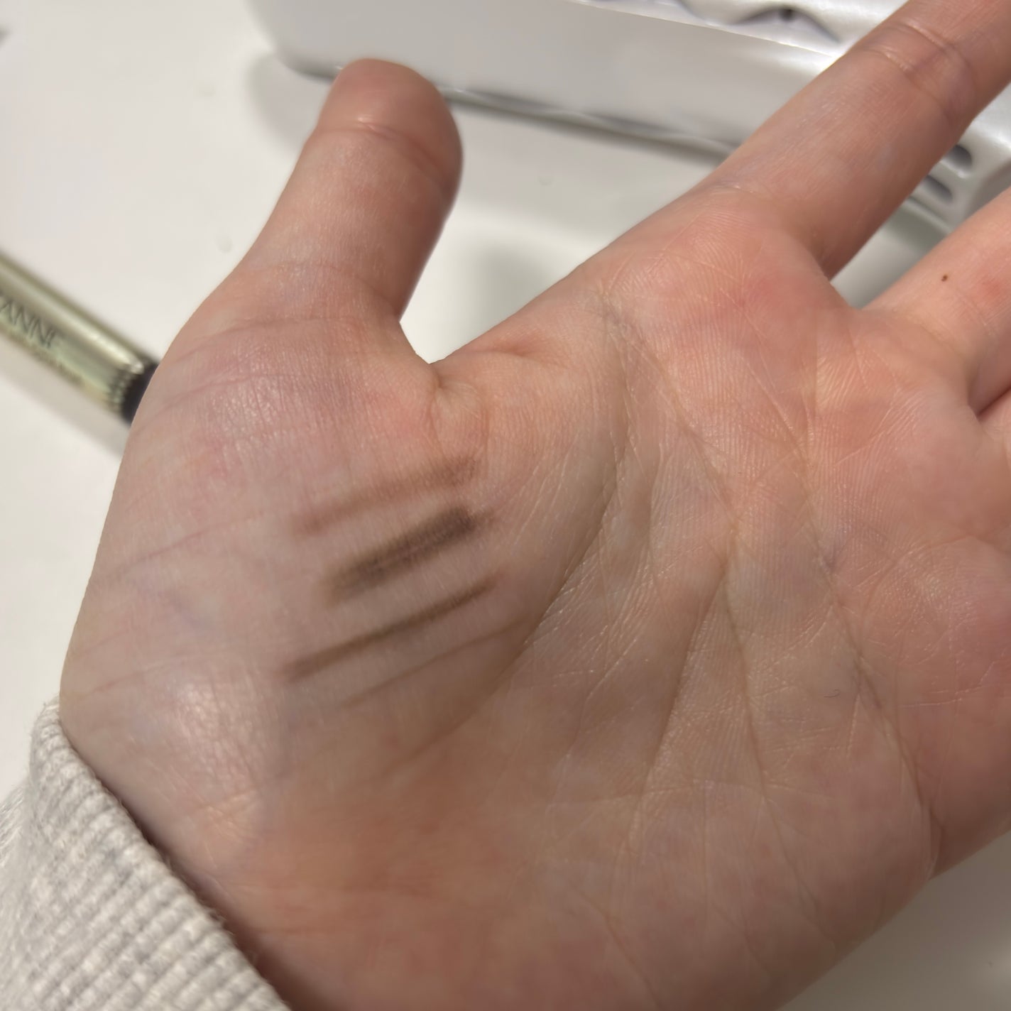 ブラシ付きアイブロウ繰り出し/CEZANNE/アイブロウペンシルを使ったクチコミ(3枚目)