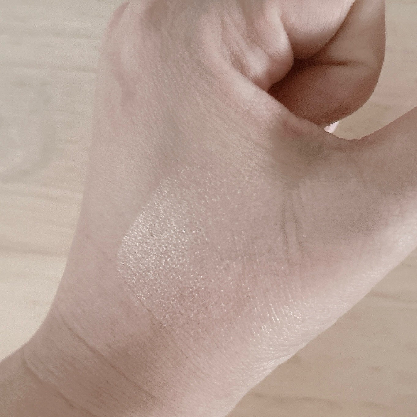 パールライクハイライター/FIVE VIBE/パウダーハイライトを使ったクチコミ(3枚目)