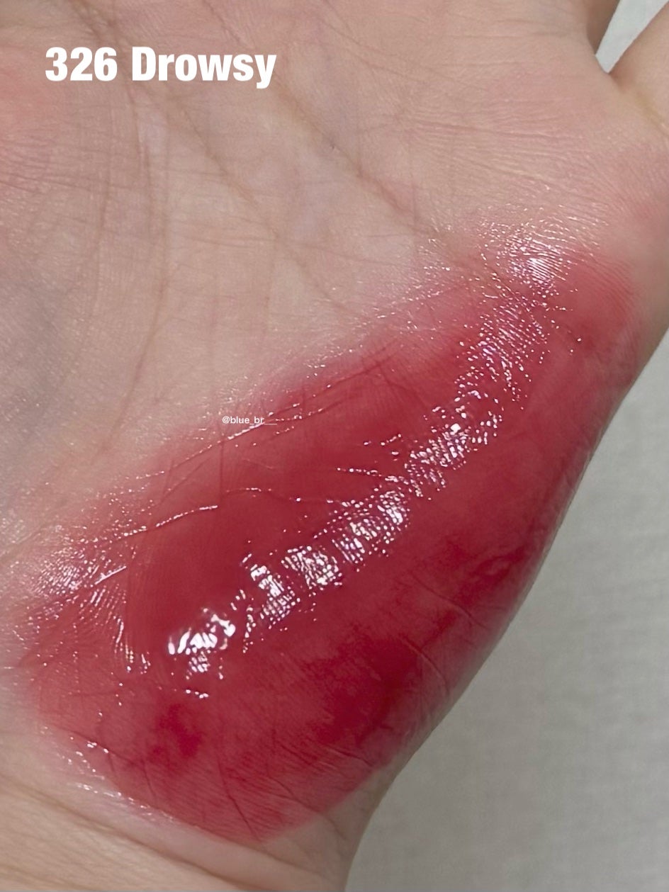 アンフレームドハイドロブロウティント/Oddtype/リップティントを使ったクチコミ(4枚目)