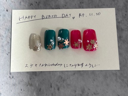 オハナ・マハロ フレグランスネイル 〈ピカケ アウリィ〉/OHANA MAHAALO/マニキュアを使ったクチコミ(4枚目)