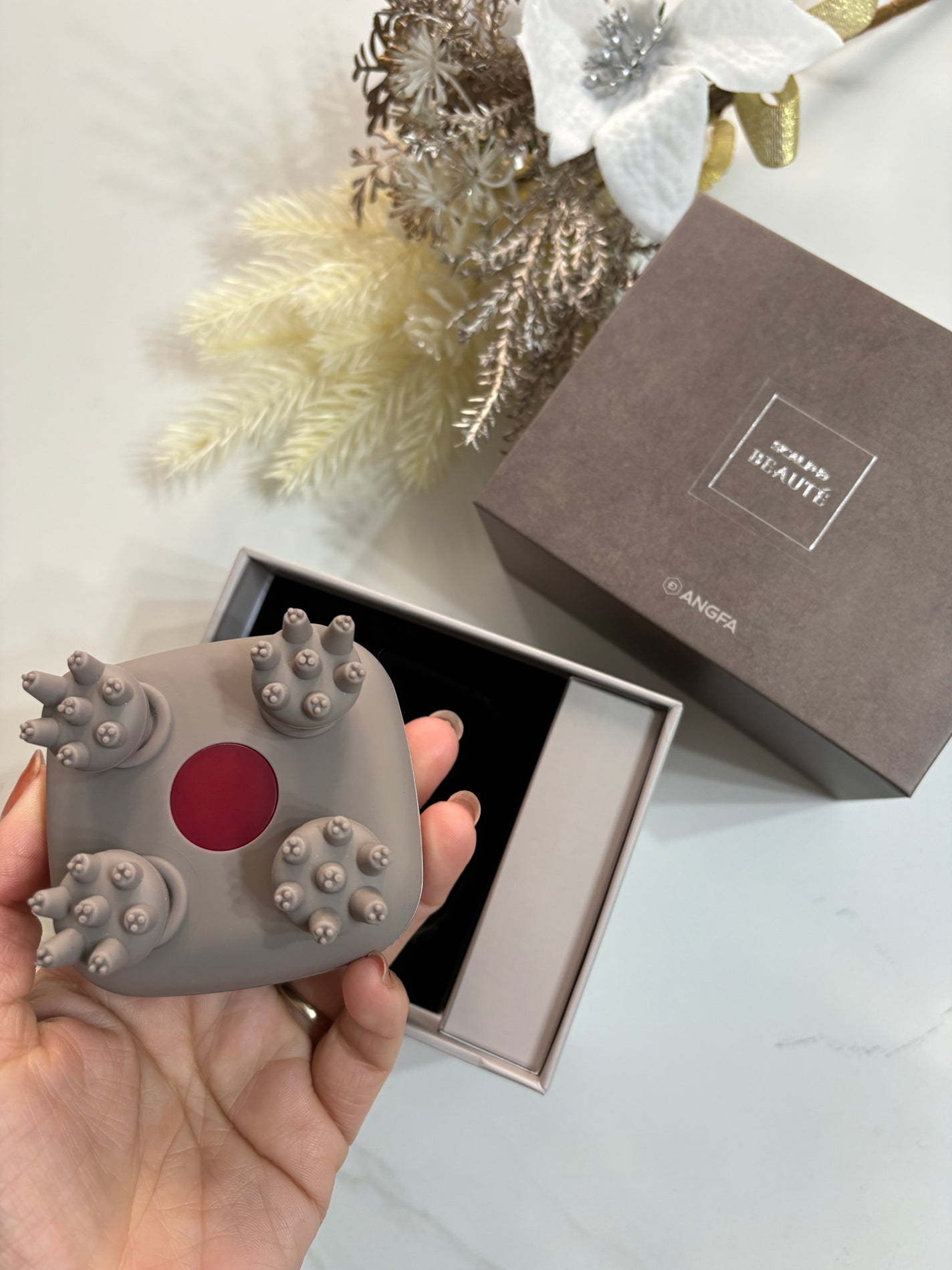 スカルプD ボーテ ビューティーヘッドスパ/アンファー(スカルプD)/スカルプブラシを使ったクチコミ(2枚目)