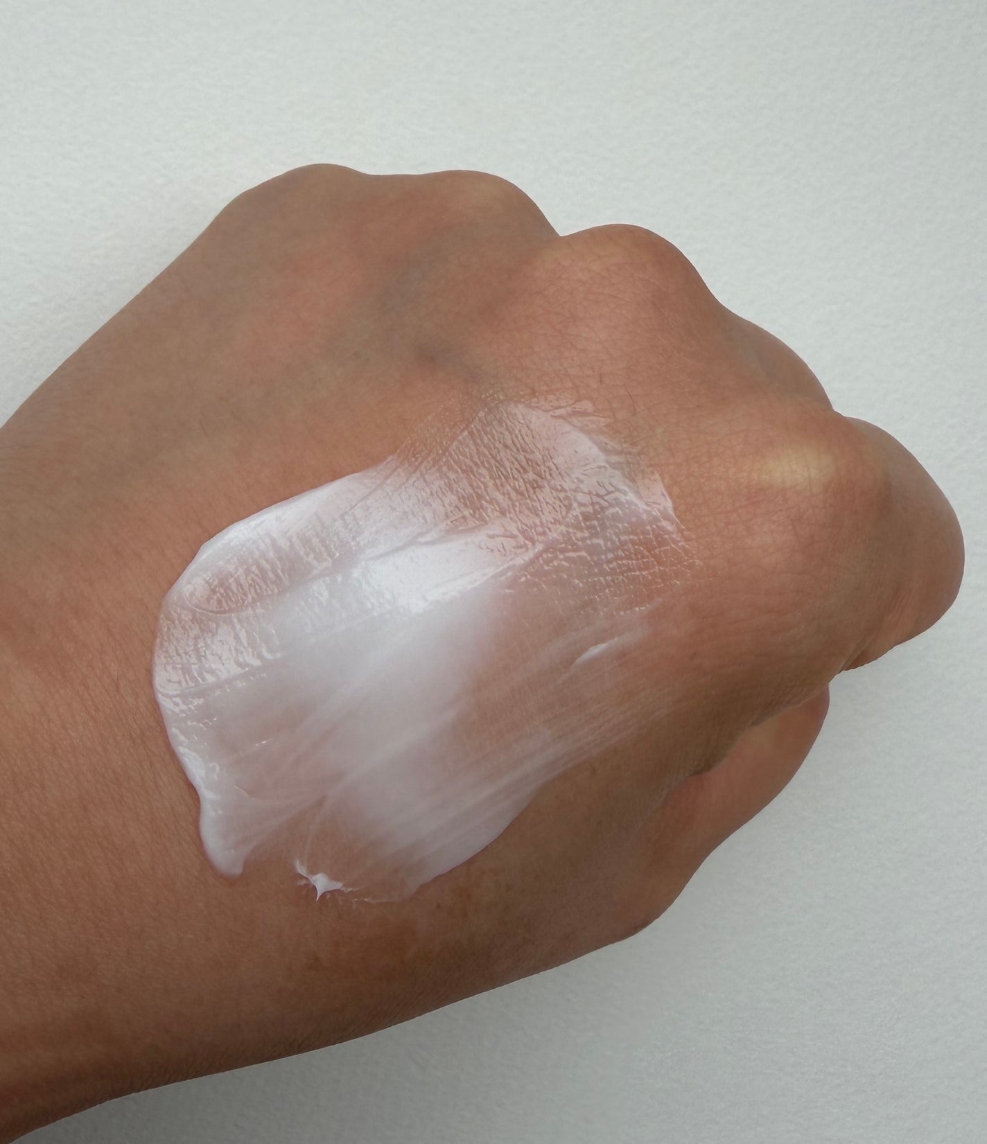 ビューティーチャージ ハニーミルクティーの香り/アトリックス/ハンドクリームを使ったクチコミ(3枚目)