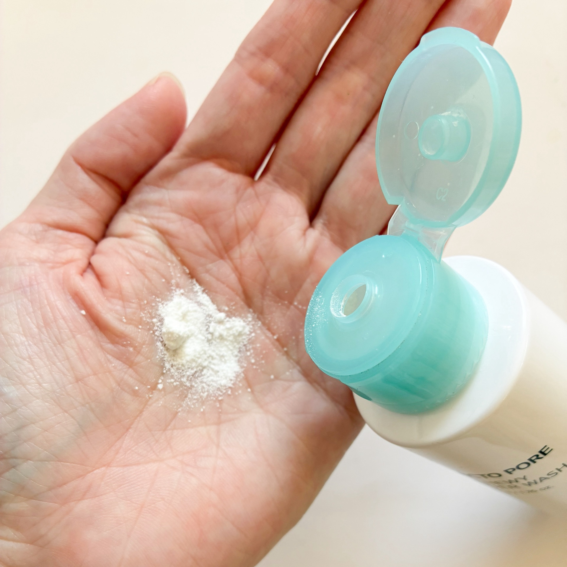 サミュ ガラクトポア チューイー パウダーウォッシュ/SAM'U/洗顔パウダーを使ったクチコミ（3枚目）