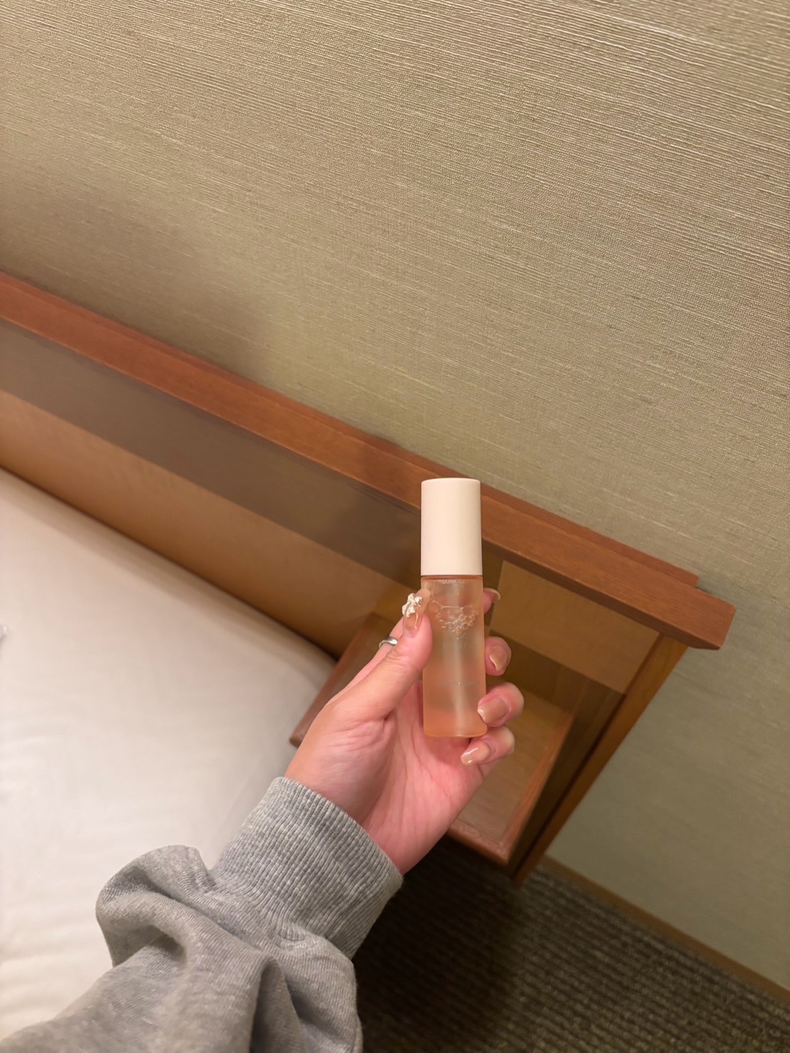 エッセンシャルセラム/emiru/美容液を使ったクチコミ（3枚目）