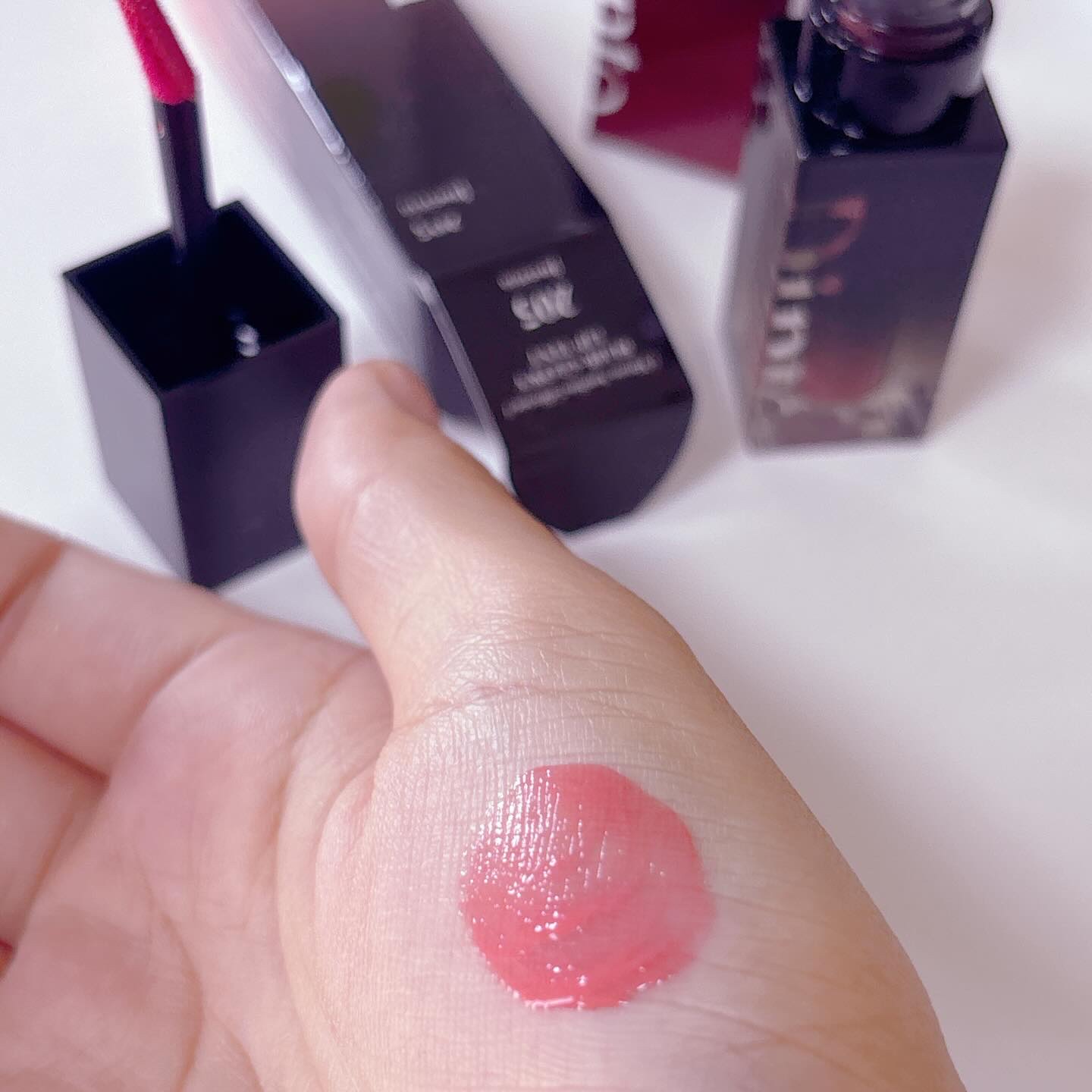 ミラーレスリップオイルグロス 359 The Breaker/Dinto/リップグロスを使ったクチコミ（3枚目）