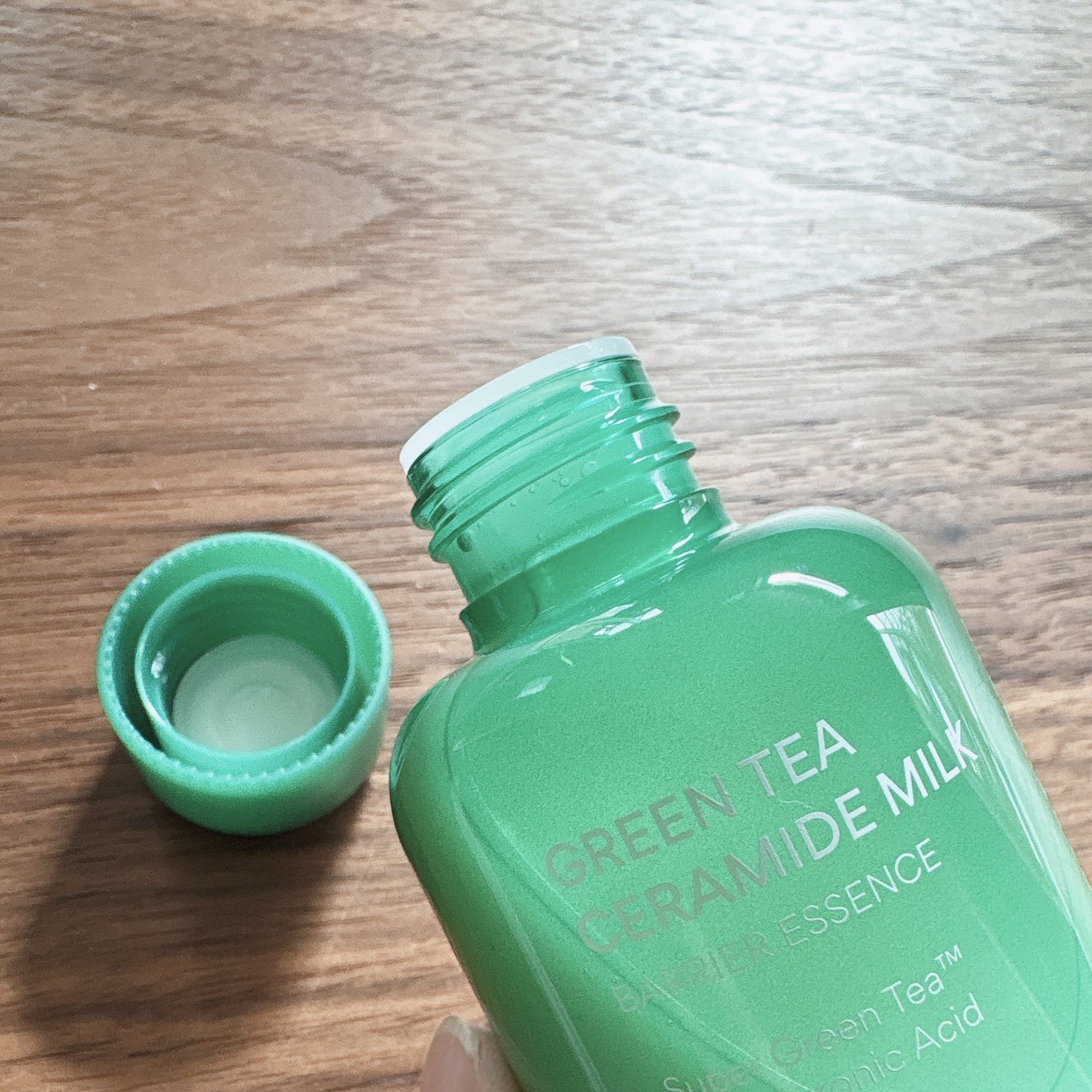 グリーンティー セラミド ミルク エッセンストナー/innisfree/化粧水を使ったクチコミ(2枚目)