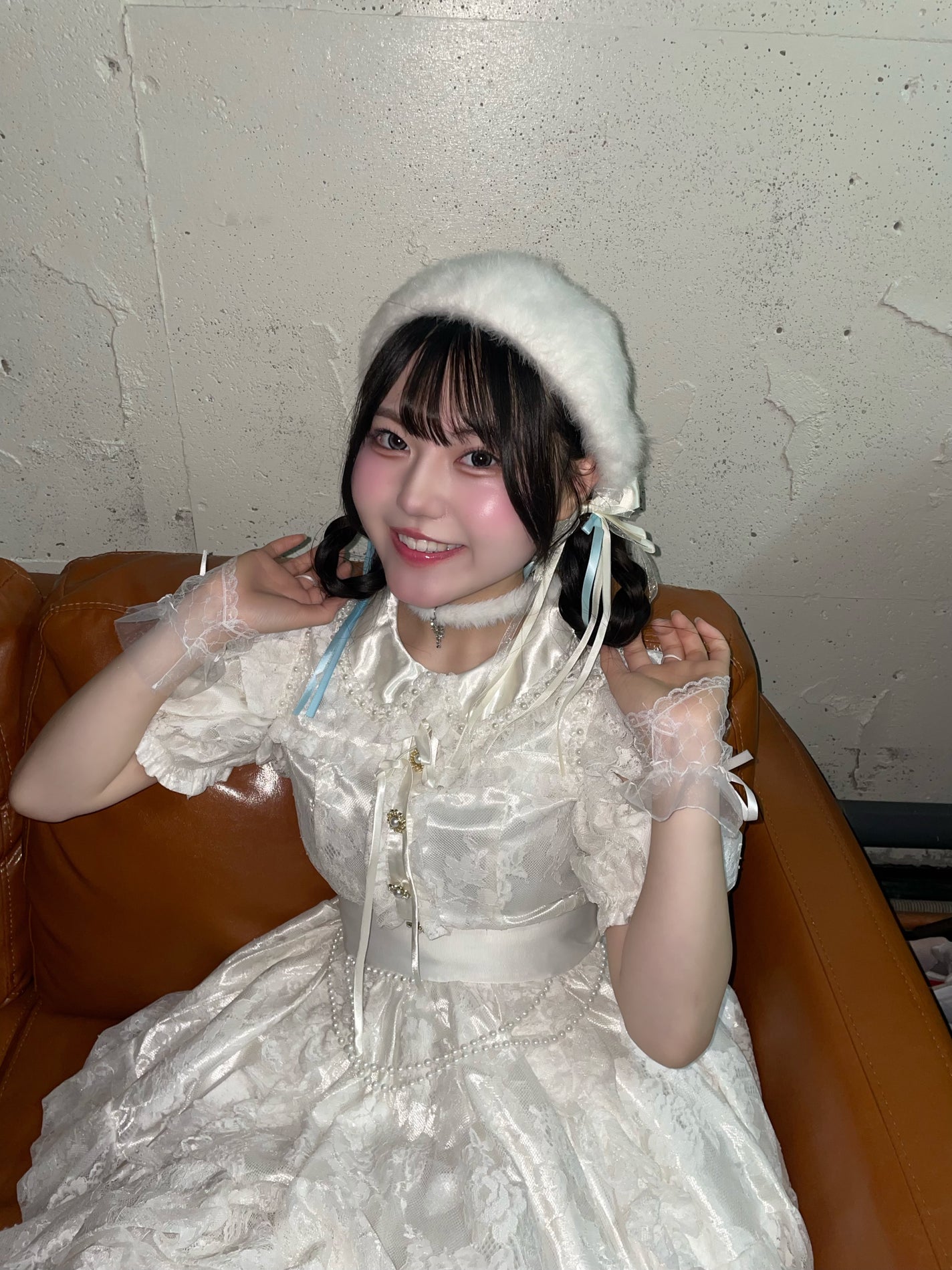 雪美あんな(sllow) on LIPS 「現役アイドルの冬にやると可愛い髪型4選を紹介します🫧私はロング..」(2枚目)