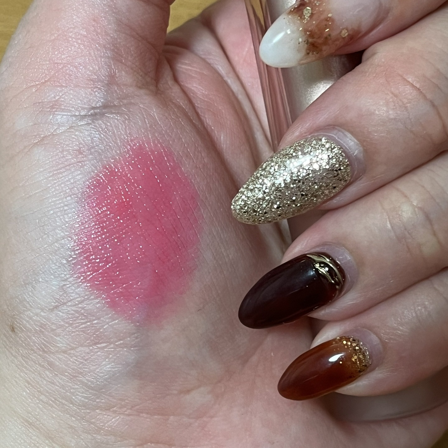 ムードグロウリップスティック/dasique/口紅を使ったクチコミ（3枚目）