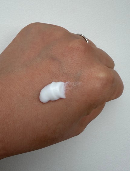 ビューティーチャージ ハニーミルクティーの香り/アトリックス/ハンドクリームを使ったクチコミ(2枚目)