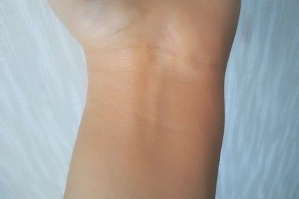 スキンレイヤーフィットファンデーション/ABOUT TONE/リキッドファンデーションを使ったクチコミ(4枚目)