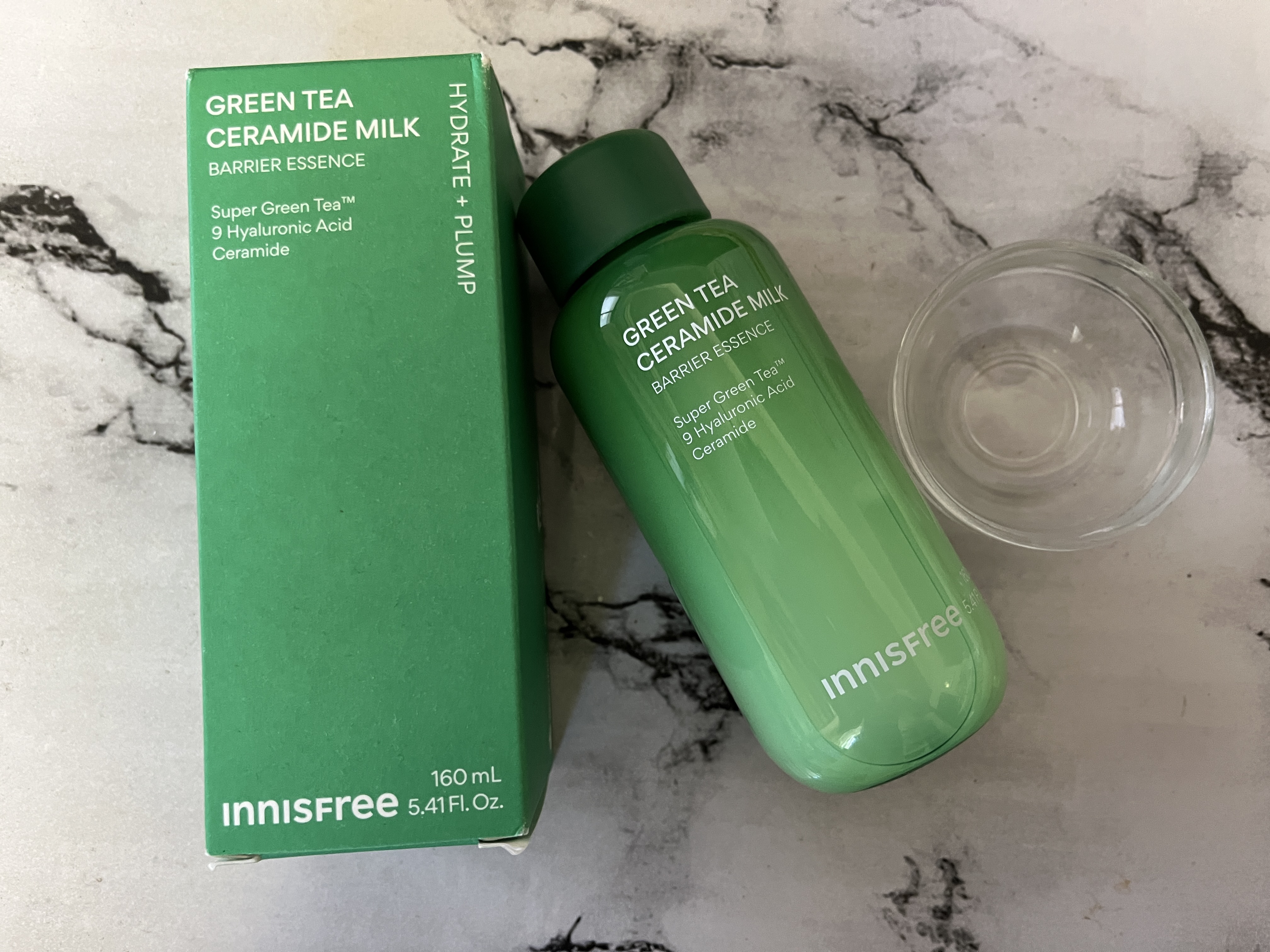 グリーンティー セラミド ミルク エッセンストナー/innisfree/化粧水を使ったクチコミ（1枚目）