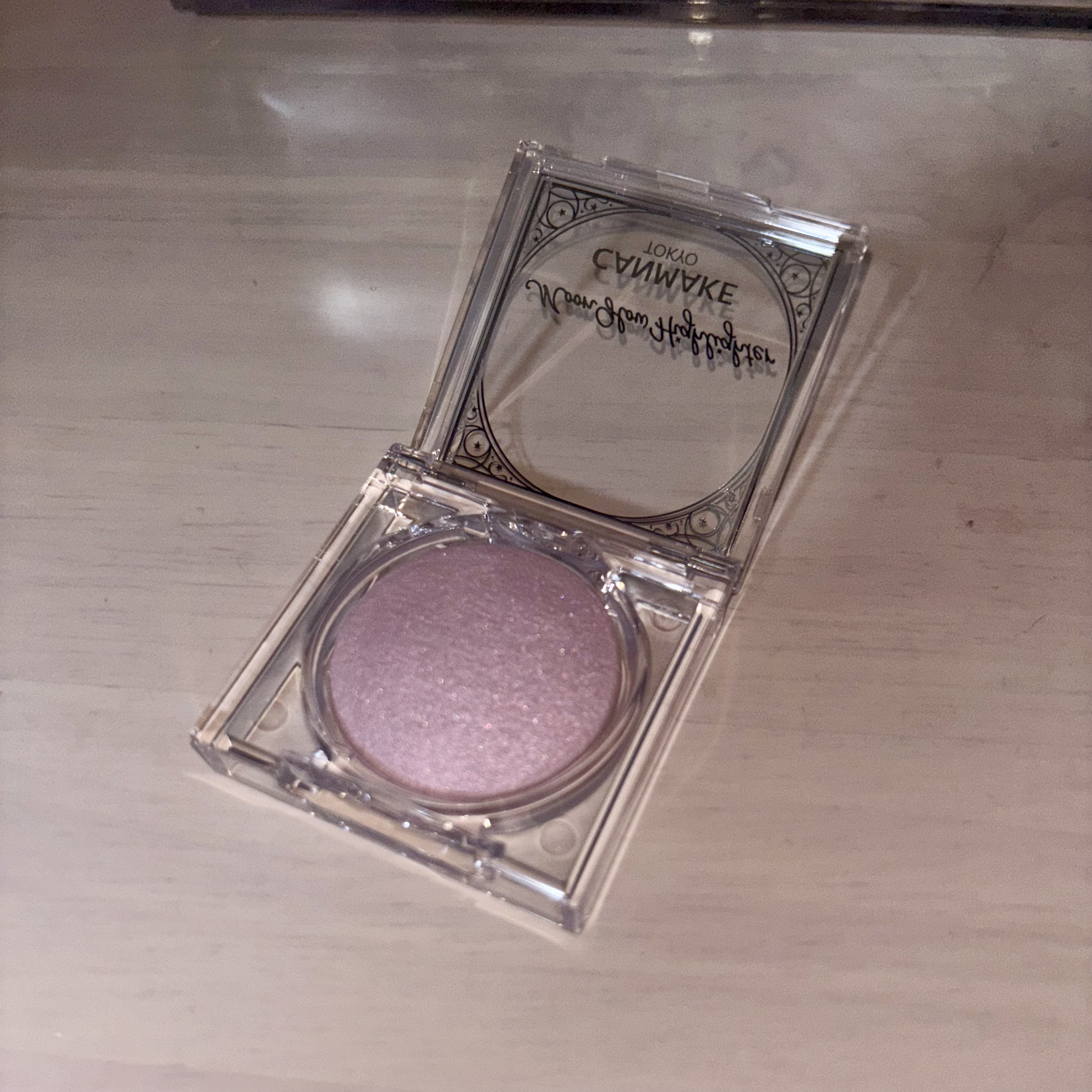 ムーングロウハイライター 03 ムーングロウライラック/キャンメイク/ハイライトを使ったクチコミ（3枚目）