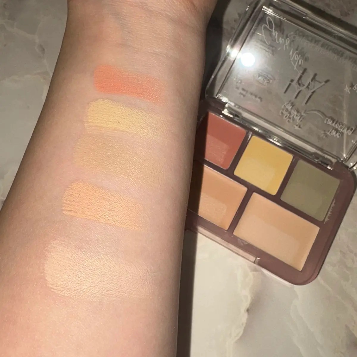 コンシールブレンダーパレット/LUNA/パレットコンシーラーを使ったクチコミ（3枚目）