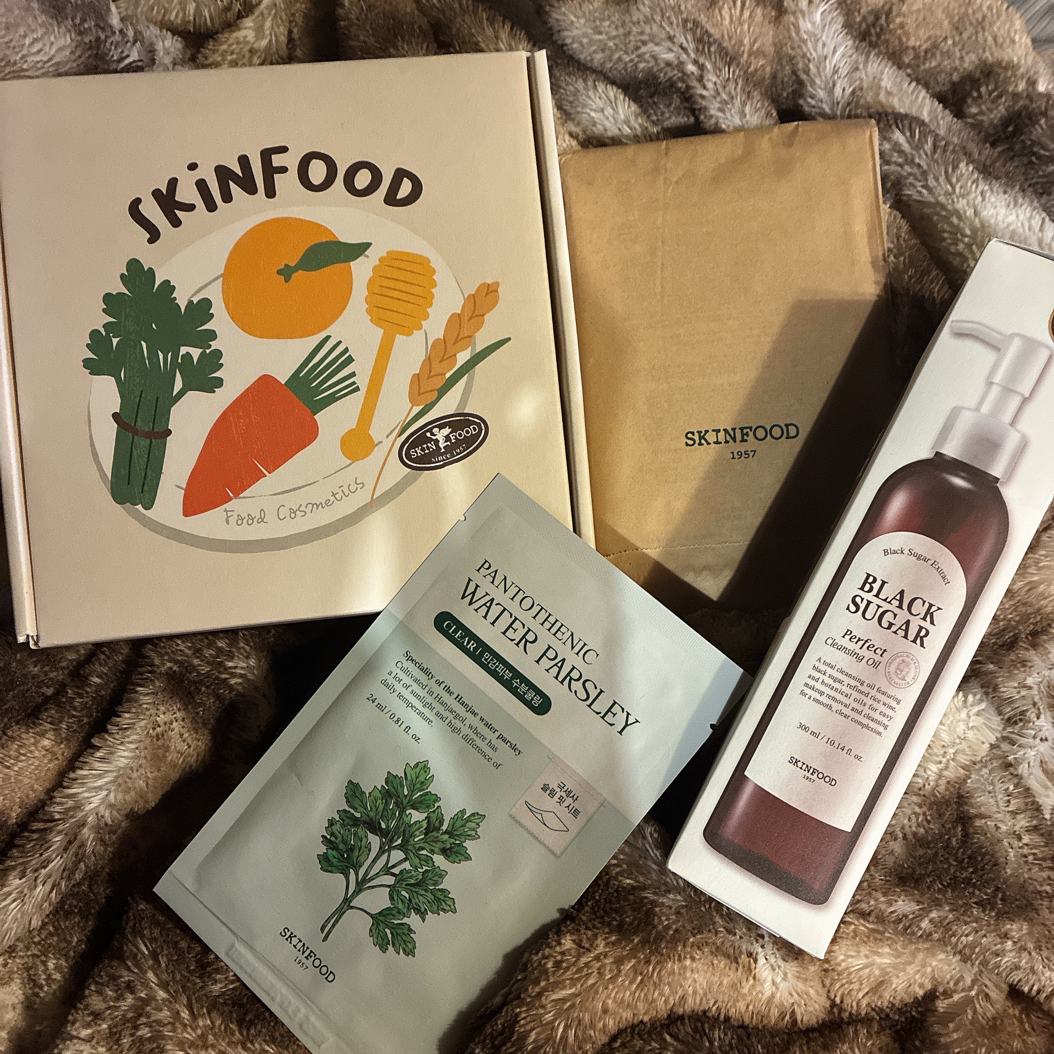 ブラックシュガー パーフェクト クレンジングオイル/SKINFOOD/オイルクレンジングを使ったクチコミ（1枚目）