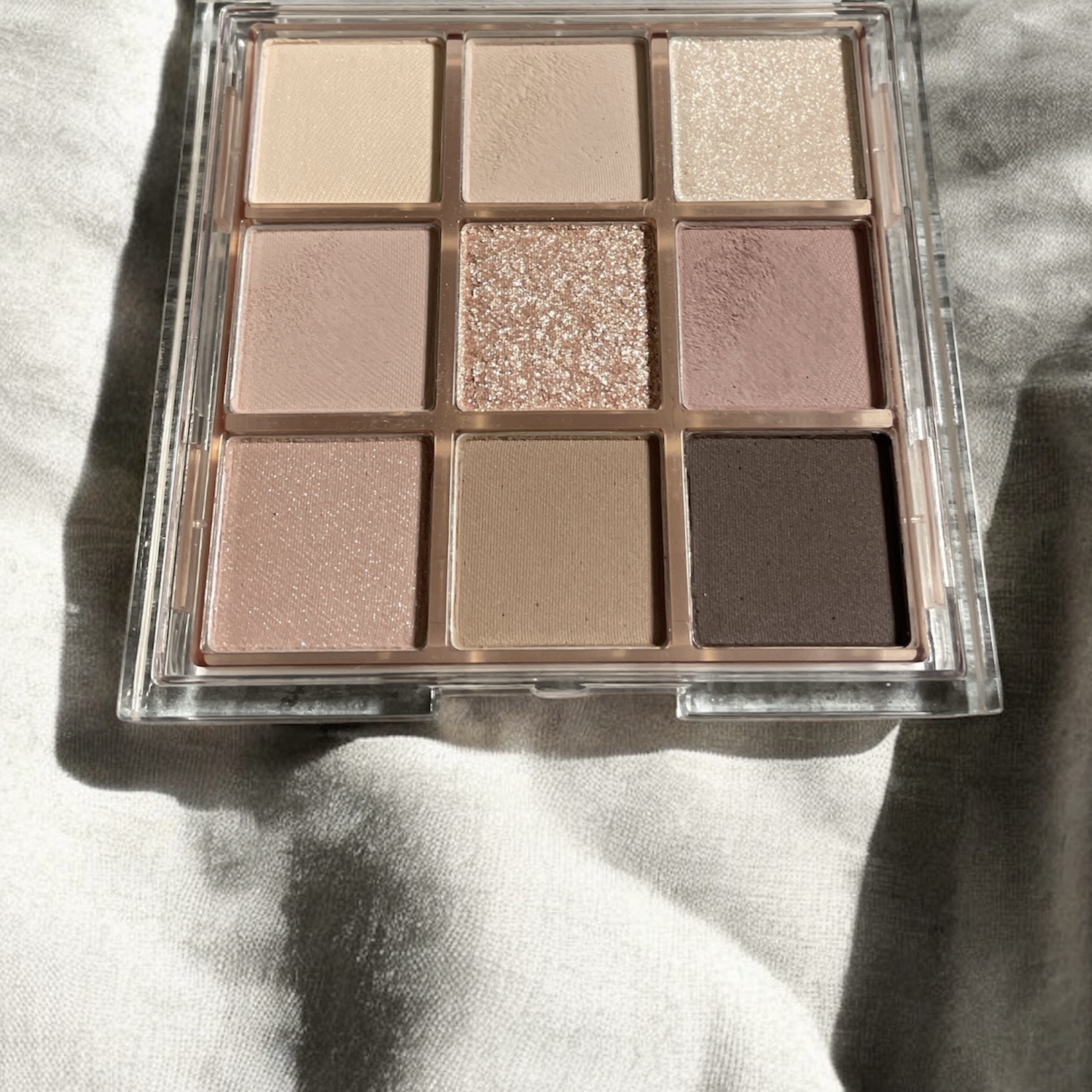 KEYBO FALL IN LOVE SHADOW PALETTE/keybo/アイシャドウパレットを使ったクチコミ（2枚目）