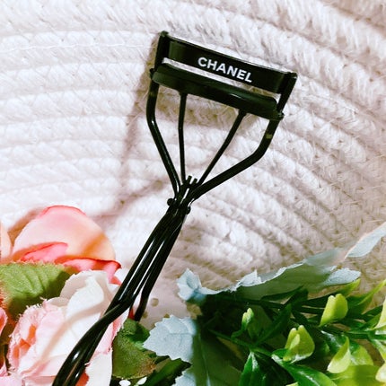 CHANEL ルクルブ シルのクチコミ「CHANEL
シャネル ルクルブ シル
限定カラーのブラック🐦⬛💖
¥4,730
ビューラ.....」(2枚目)