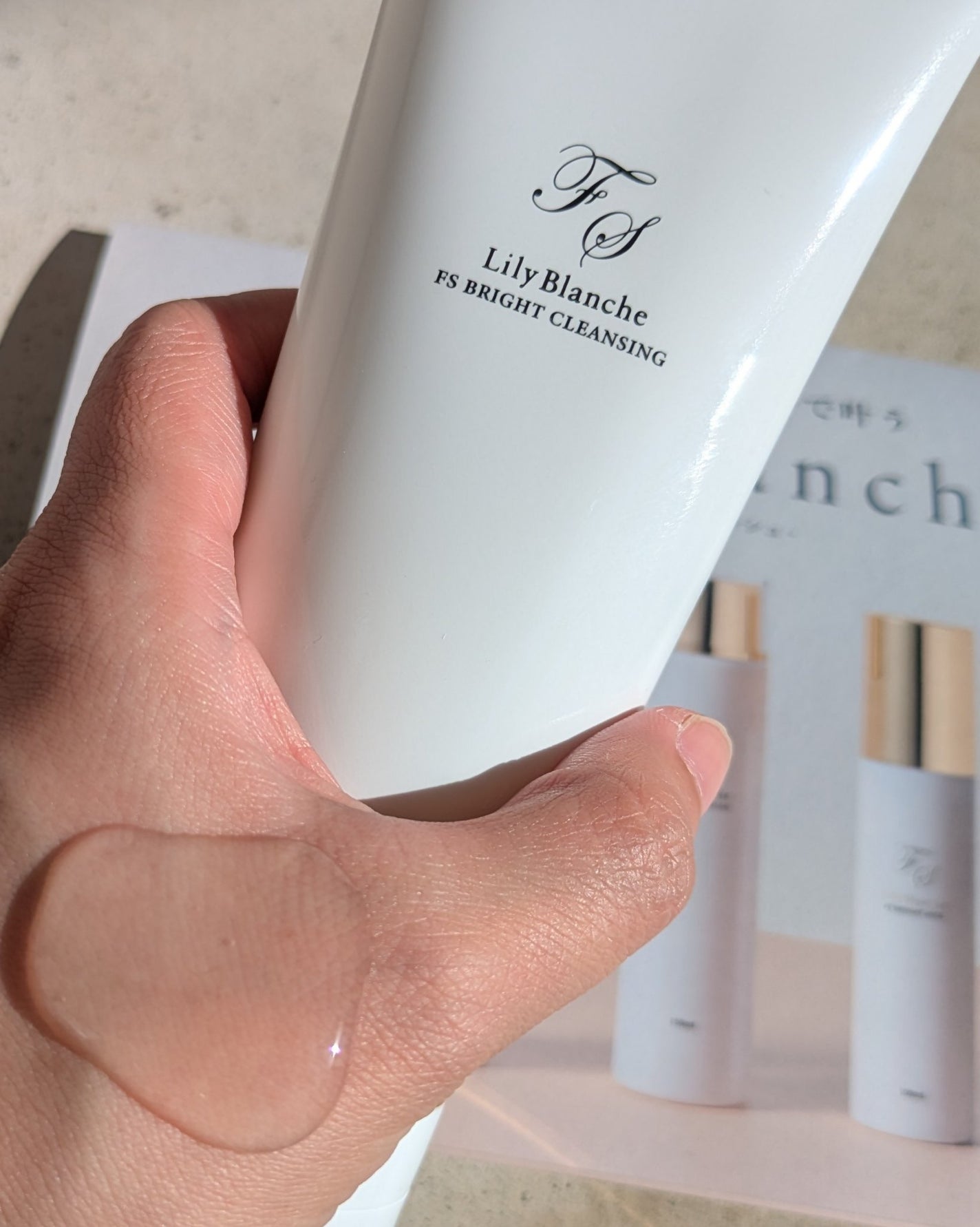 なゆ@フォロバ on LIPS 「【とろとろジェル状のブライトクレンジング】──────────..」(2枚目)