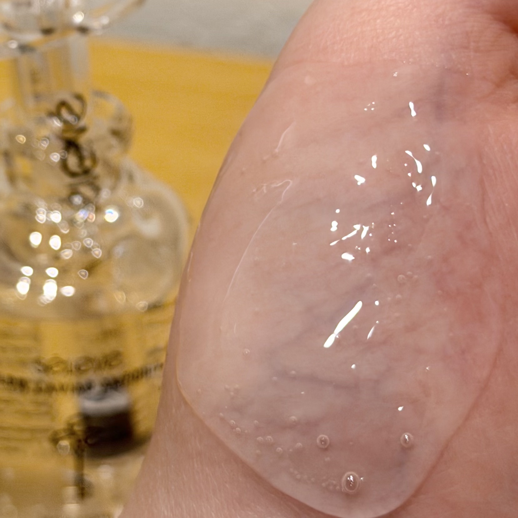 グロウキャビアアンプル/SELEVE/美容液を使ったクチコミ（3枚目）