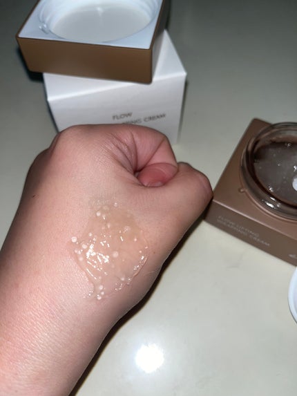 フローリフティングラッピングクリーム/koy/フェイスクリームを使ったクチコミ(3枚目)