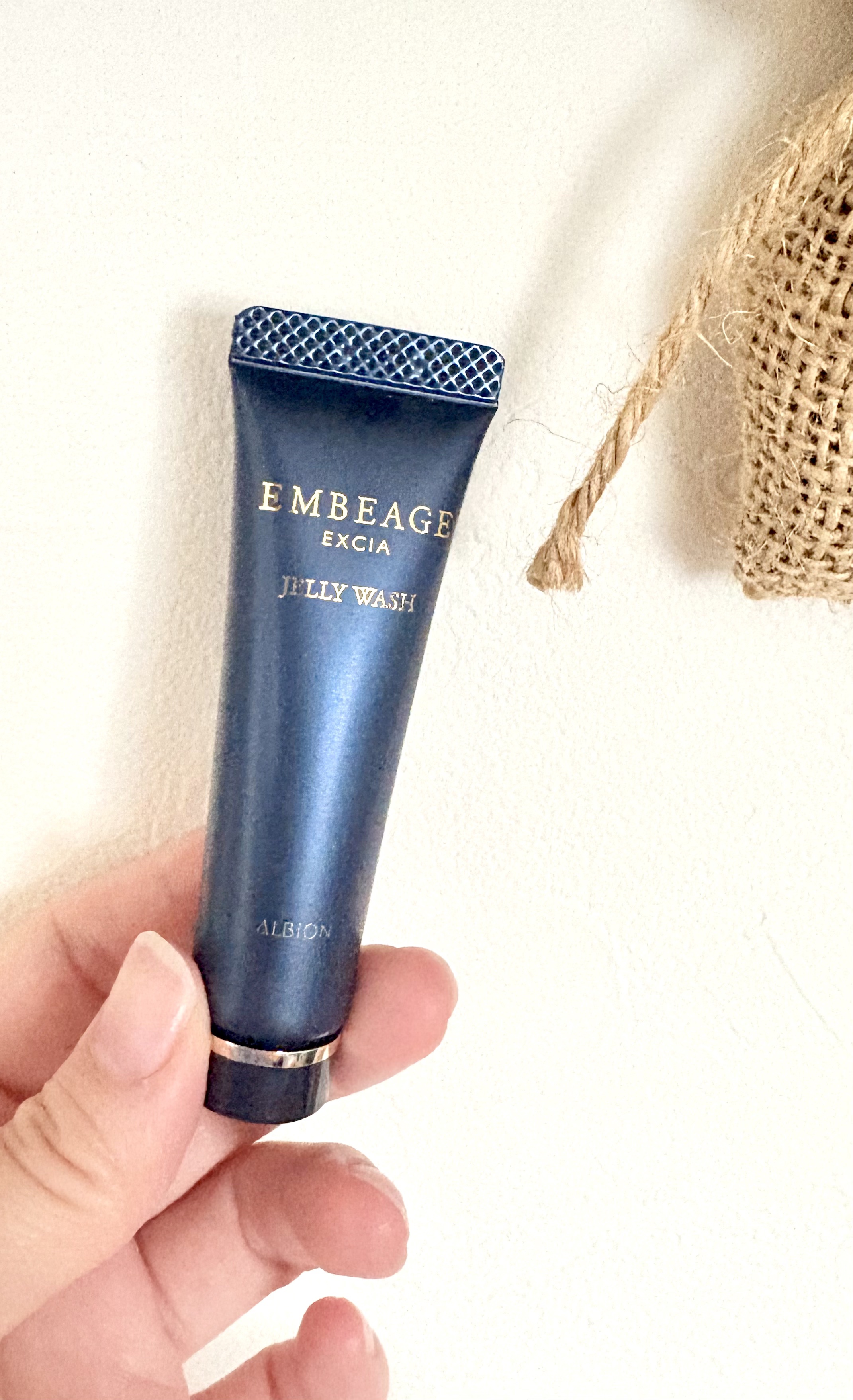 試してみた】エクシア アンべアージュ ジェリー ウォッシュ ALBIONの