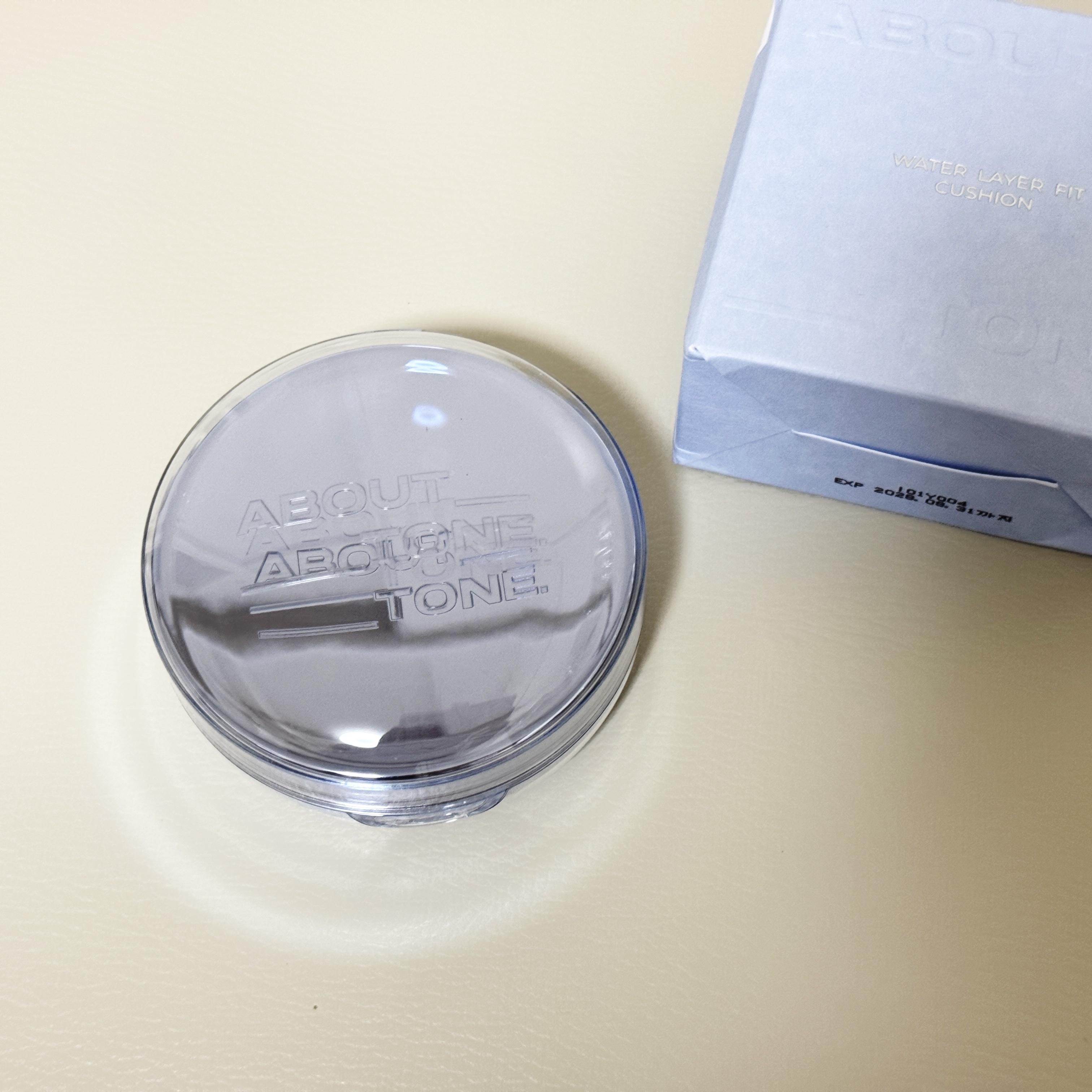 スキンレイヤーフィットクッション 21 クールライト/ABOUT TONE/クッションファンデーションを使ったクチコミ（1枚目）