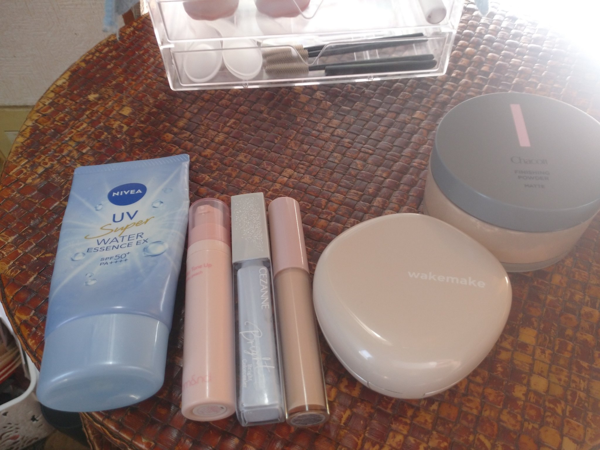 ウォーターグロウコーティングバーム/wakemake/クリーム・エマルジョンファンデーションを使ったクチコミ（1枚目）