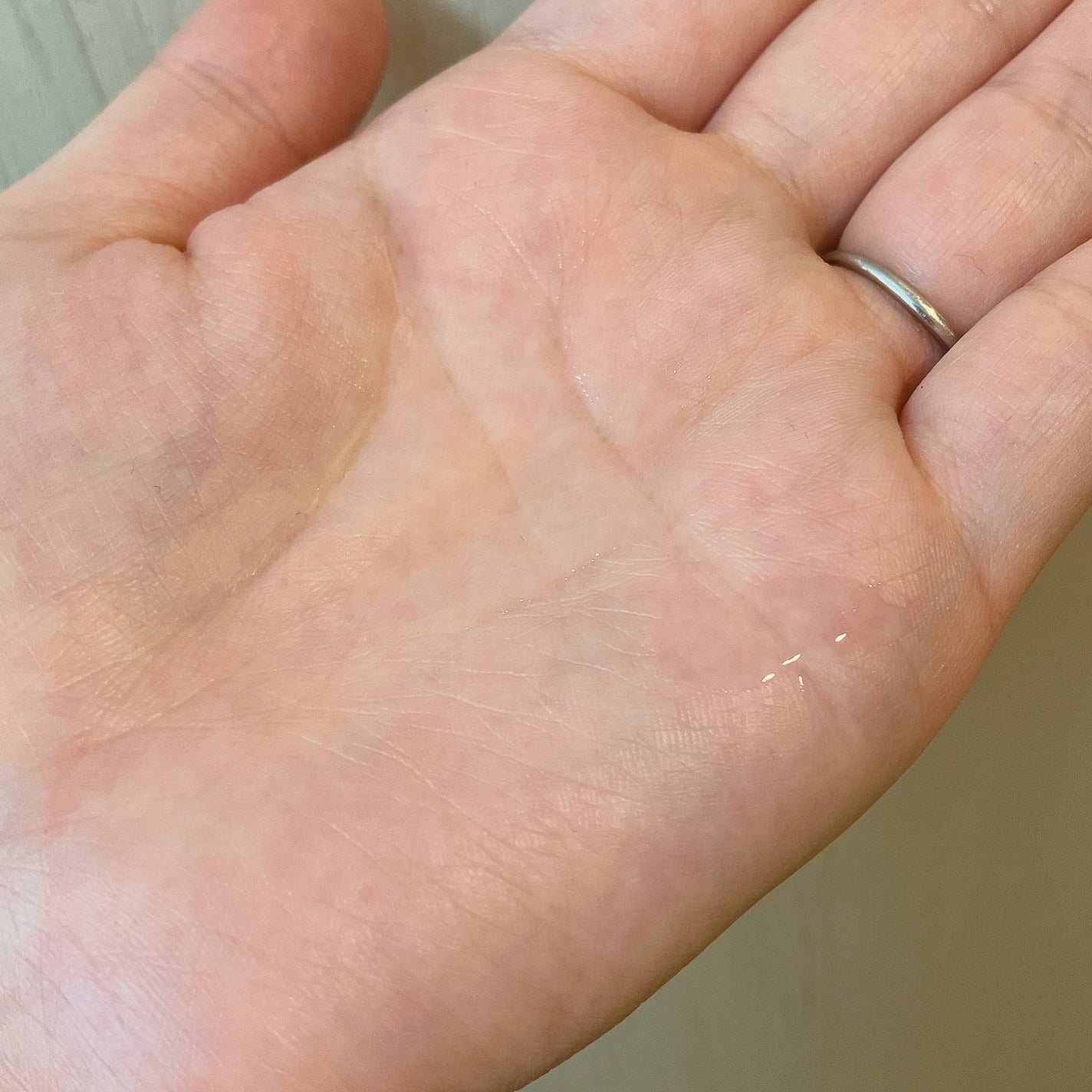 薬用 エフェクト リンクル&モイスト ローション/AMPULE SHOT/化粧水を使ったクチコミ(4枚目)