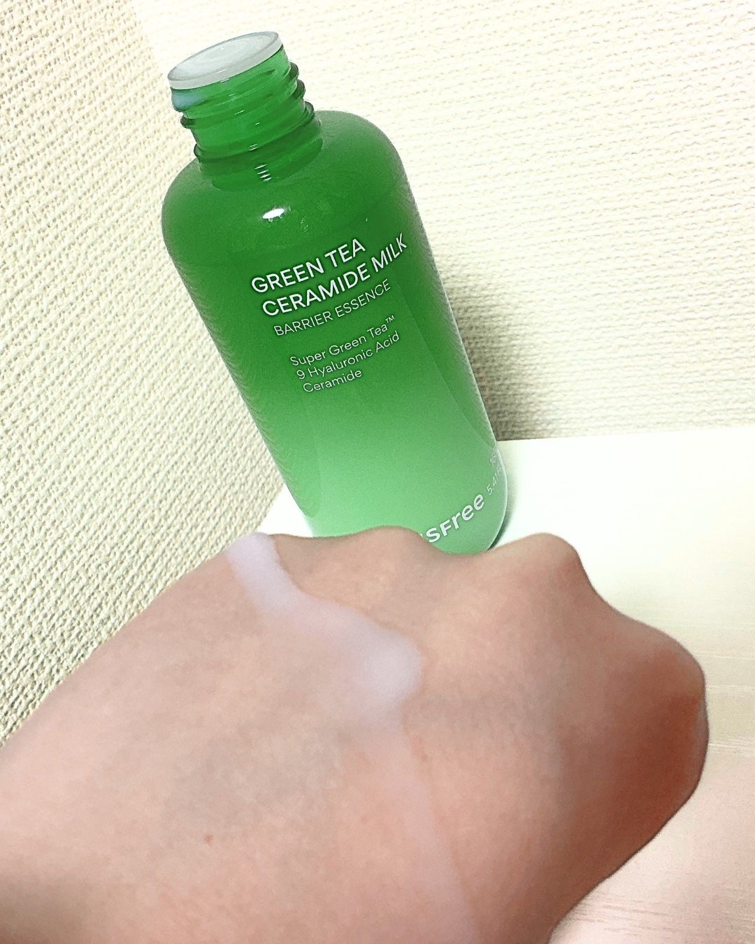 グリーンティー セラミド ミルク エッセンストナー/innisfree/化粧水を使ったクチコミ(2枚目)