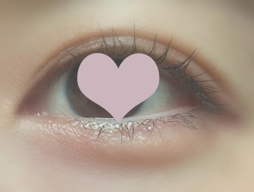 SUQQUの以前のパレット優芍薬を使用してます◎