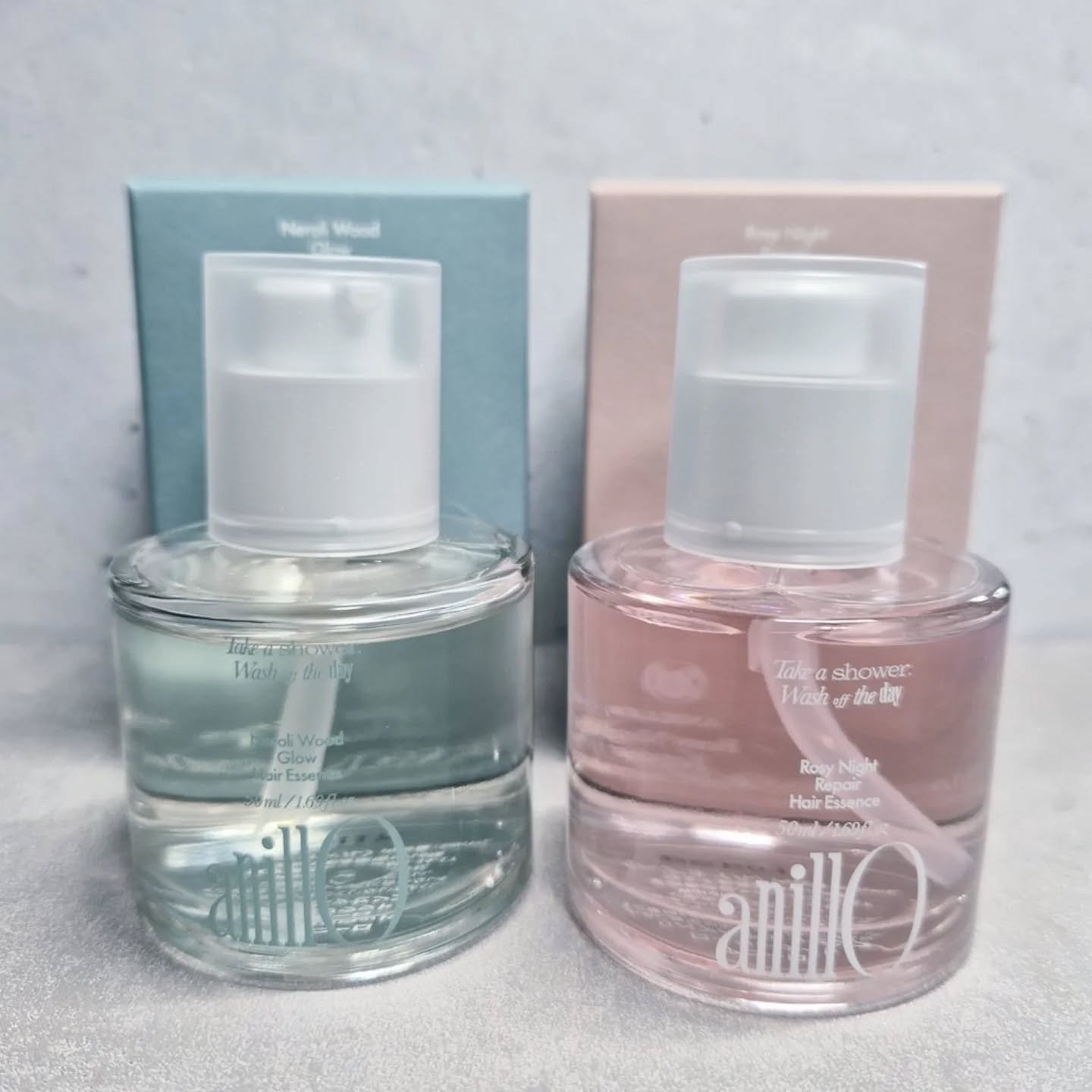 韓国ヴィーガンブランド アニーロのヘアエッセンスは、香水いらずのヘアオイルで、緑のネロリウッドグロウはカラーやパーマで傷んだ髪の方向け、ピンクのロージーナイトリペアは乾燥しやすい方や広がりやすい方向け！どちらもしっかり香って髪の毛がさらっと