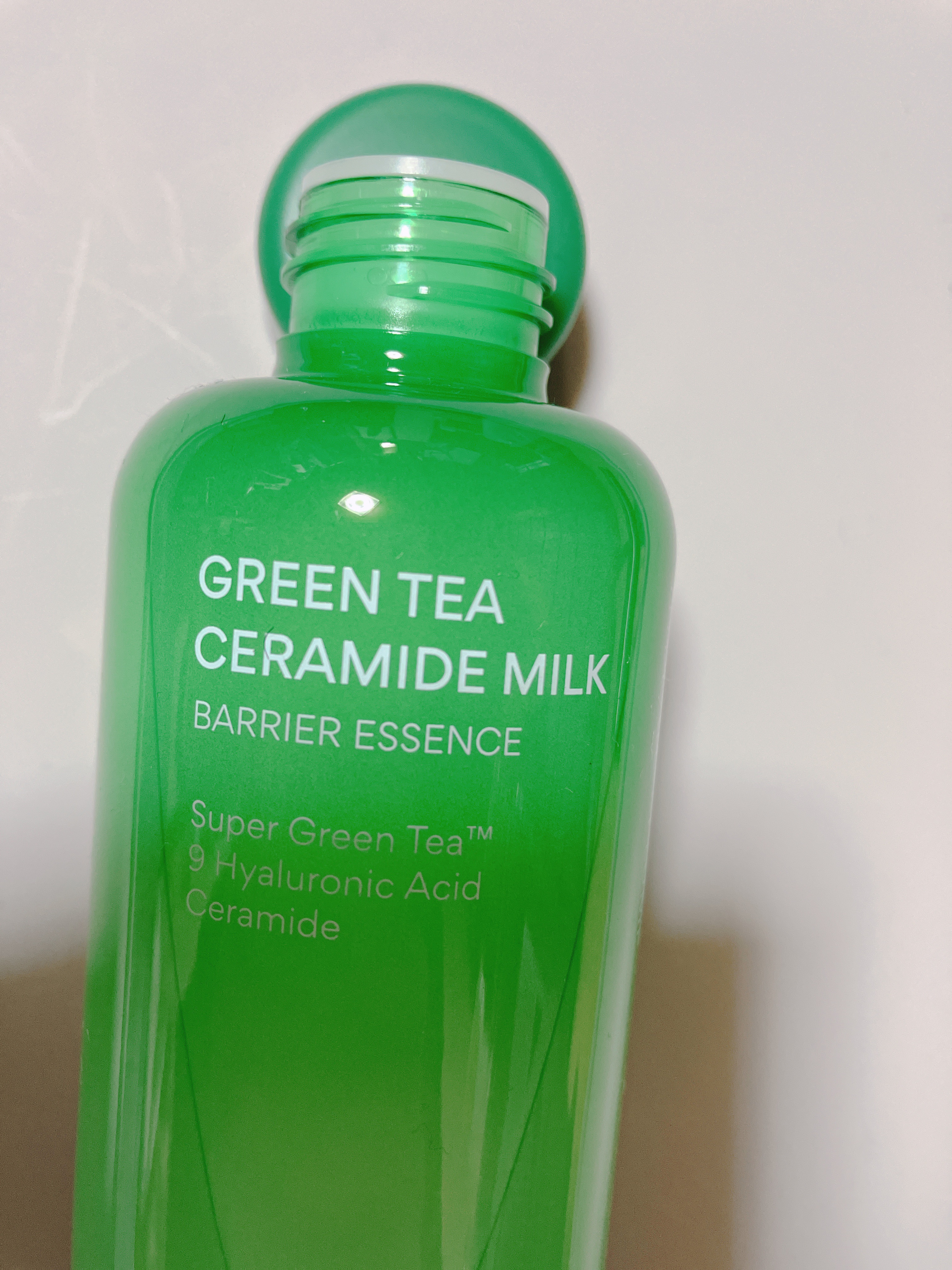 グリーンティー セラミド ミルク エッセンストナー/innisfree/化粧水を使ったクチコミ（3枚目）