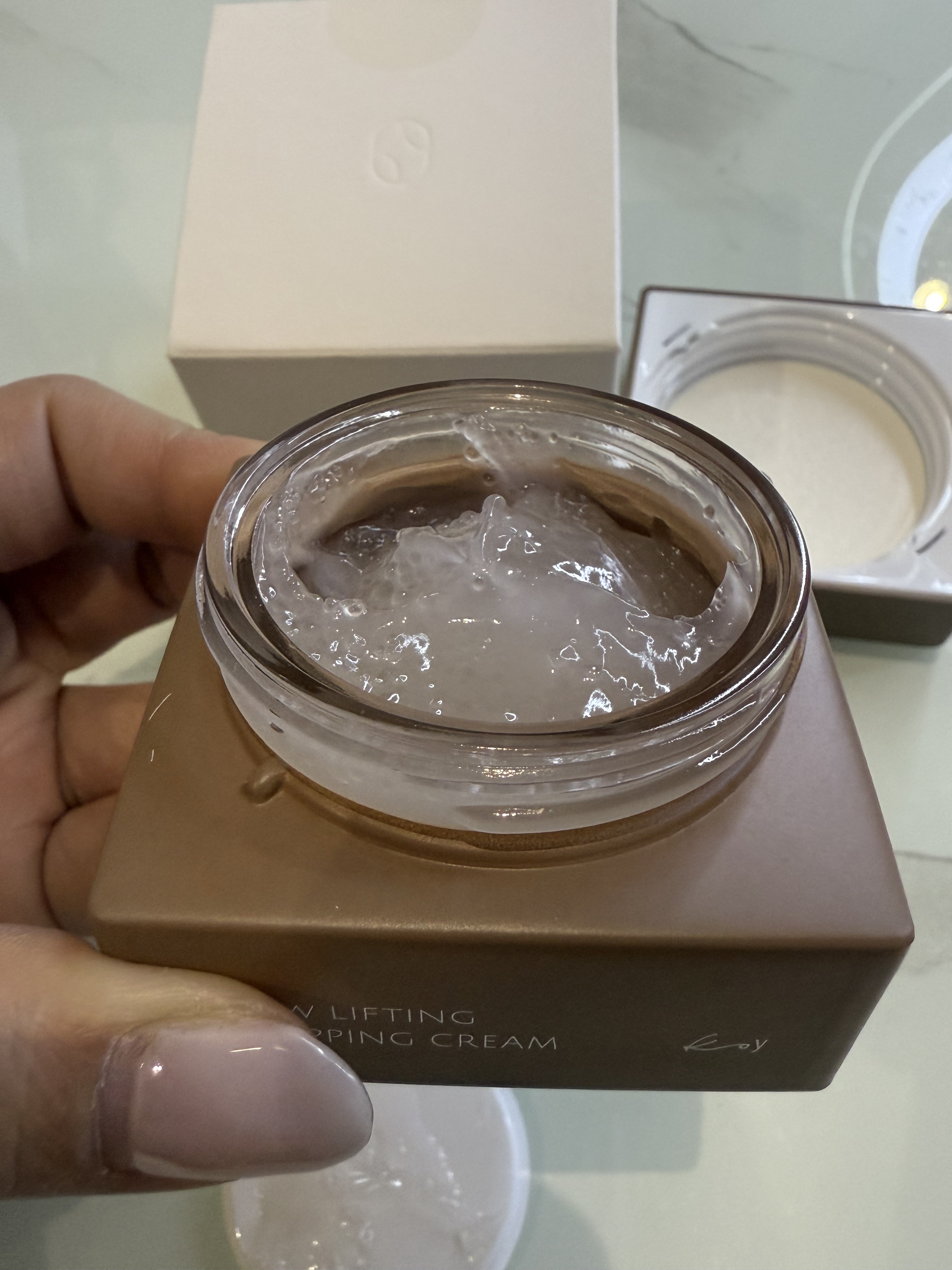 フローリフティングラッピングクリーム/koy/フェイスクリームを使ったクチコミ（2枚目）