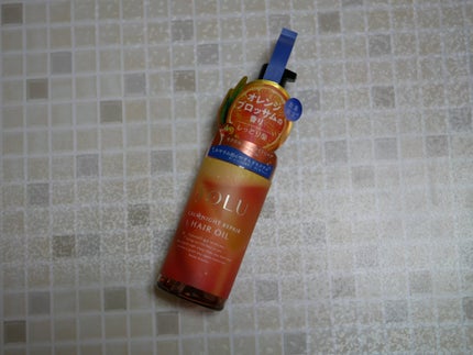 YOLU ヨル モクテル カームナイトリペア ヘアオイルのクチコミ「ヘアオイル
見た目が可愛いから購入
さらっとしたオイルで伸びもよいし、濡れた髪にドライヤー前に.....」(1枚目)