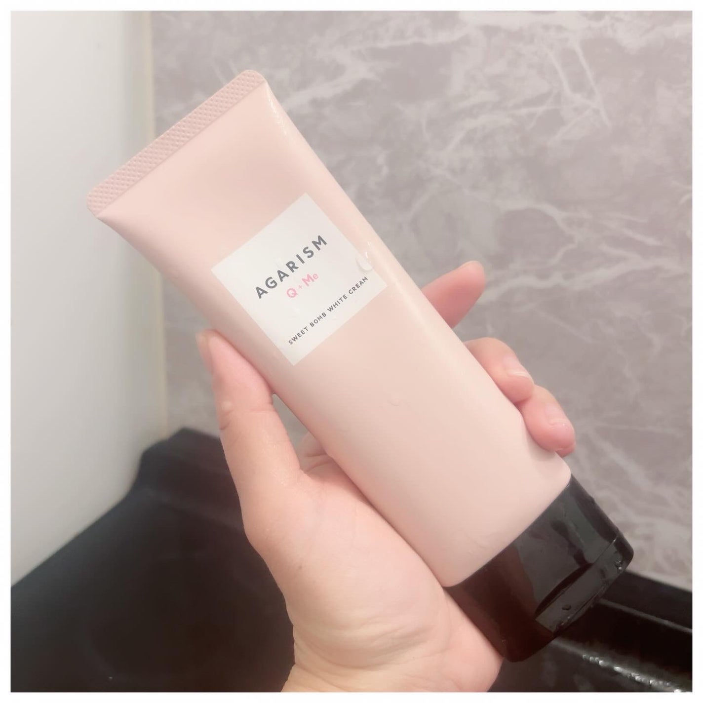 キューミースウィートボムホワイトクリーム/AGARISM/ボディクリームを使ったクチコミ(1枚目)