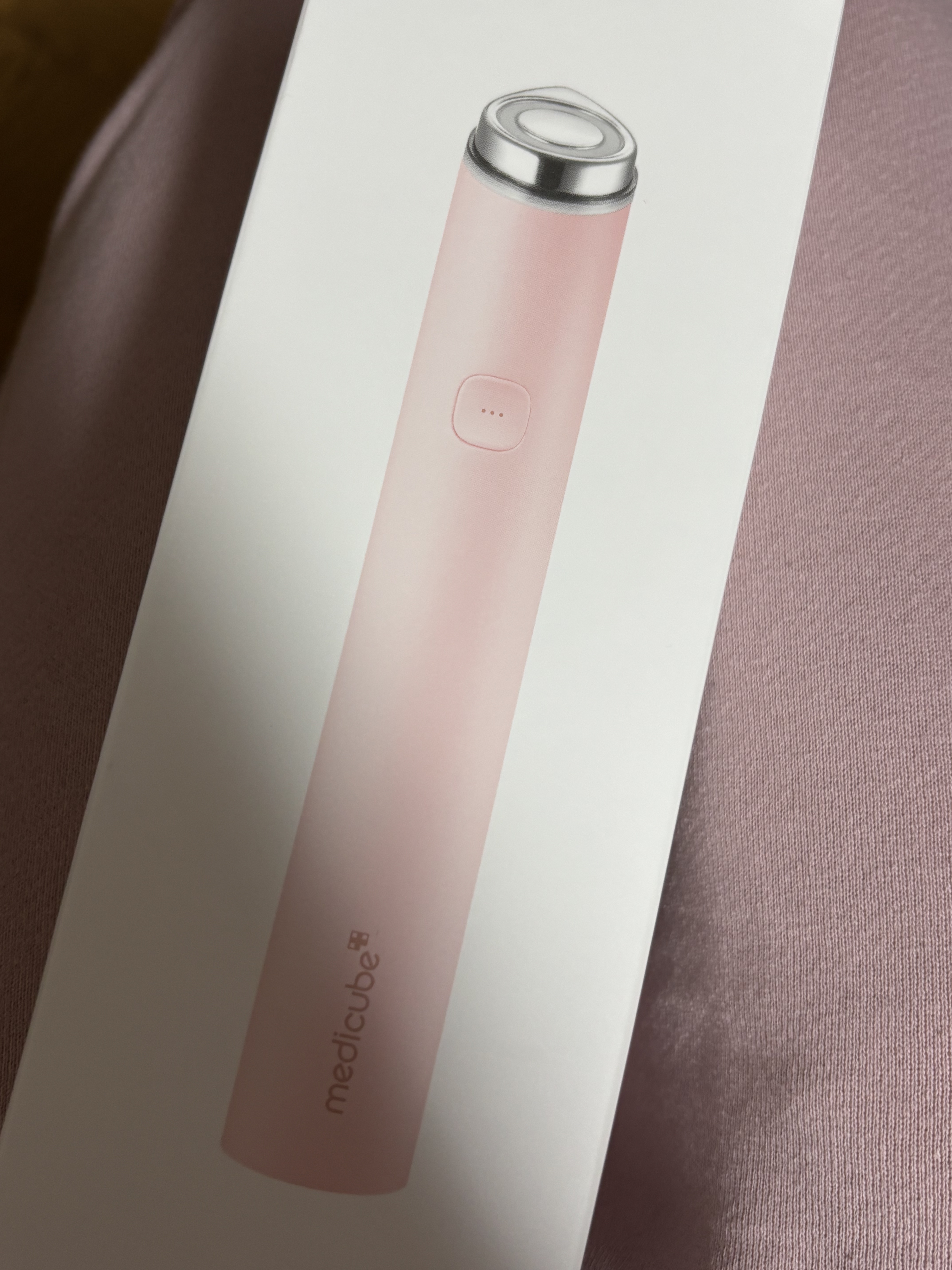 AGE-R ブースタープロ ピンク（ミニ） / MEDICUBE(メディキューブ) | LIPS