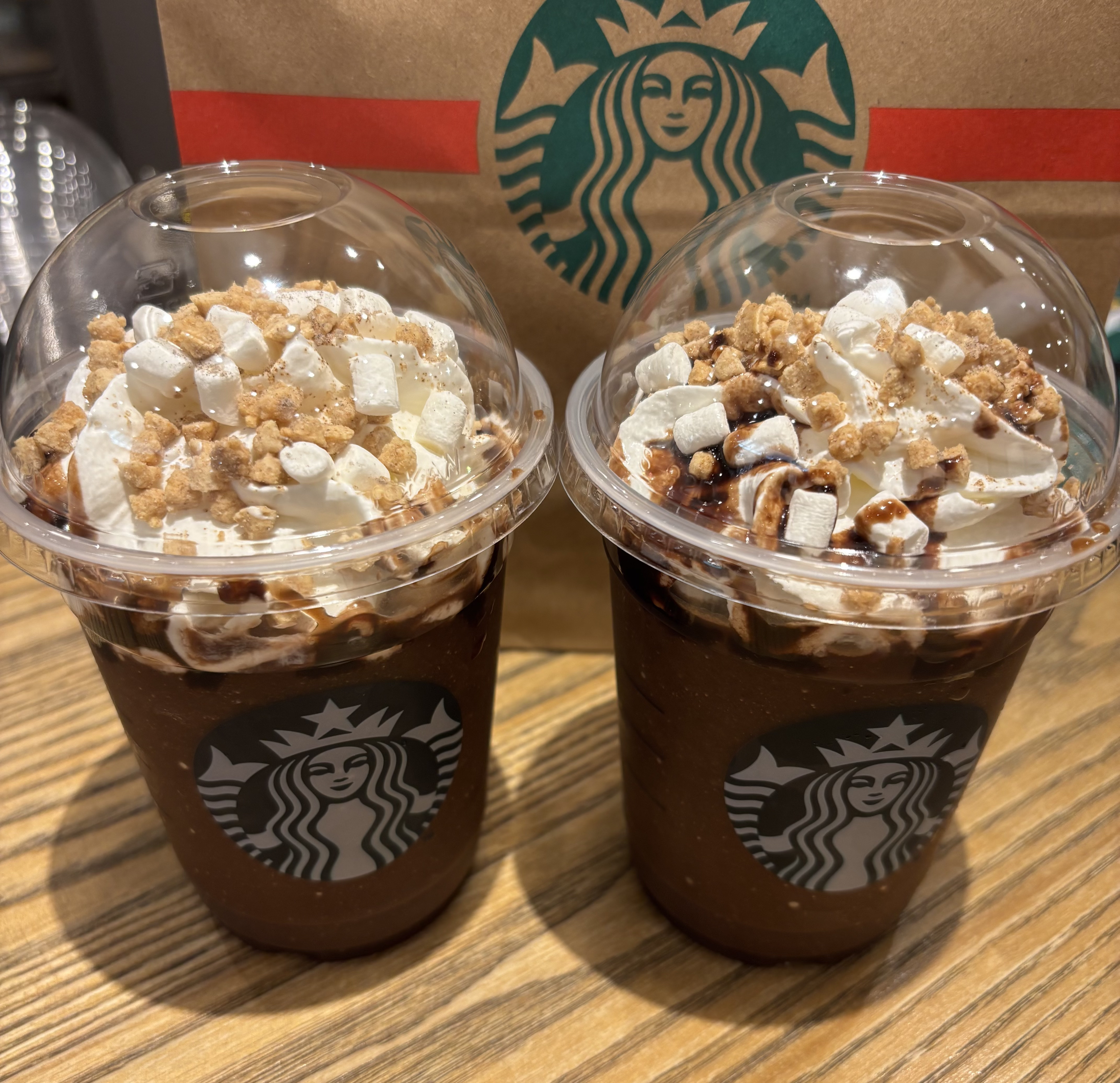 スモア チョコレート フラペチーノ®/スターバックス/その他ドリンクを使ったクチコミ（2枚目）