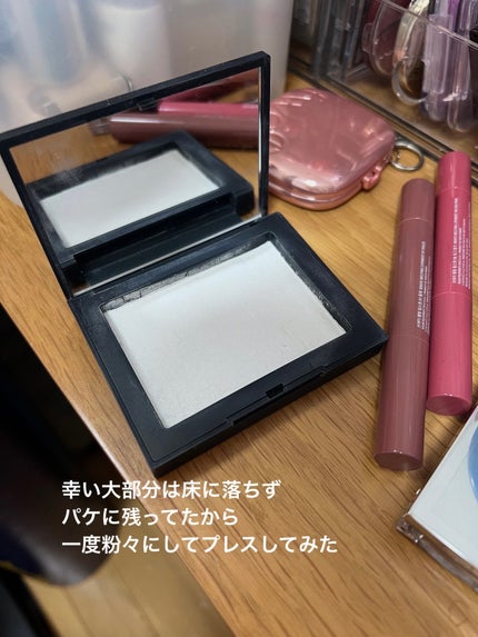 ライトリフレクティングセッティングパウダー プレスト N/NARS/プレストパウダーを使ったクチコミ(4枚目)
