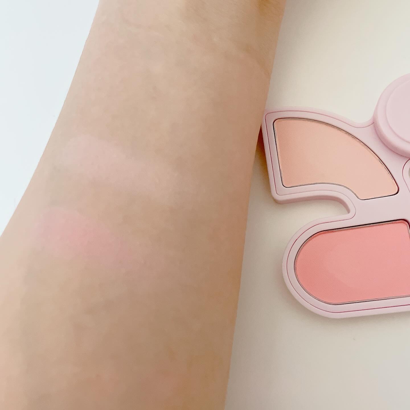 マルチペアリングパウダーチーク/Rest & Recreation BEAUTY/パウダーチークを使ったクチコミ（2枚目）