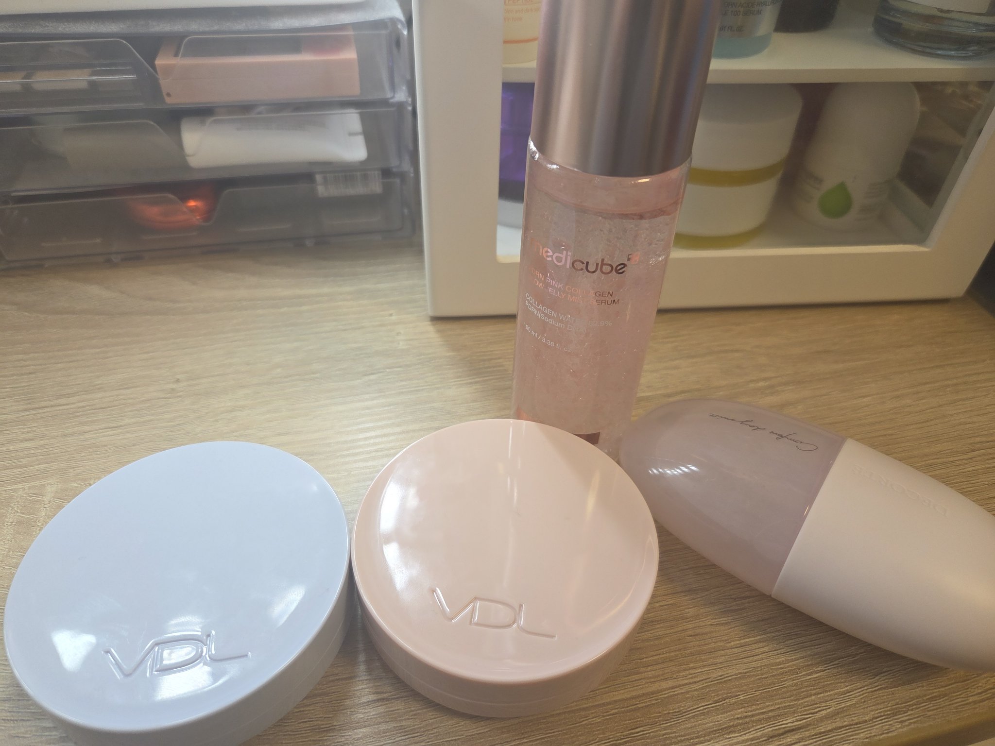 トーンステインカラーコレクティングクッション ローズ/VDL/化粧下地を使ったクチコミ（1枚目）