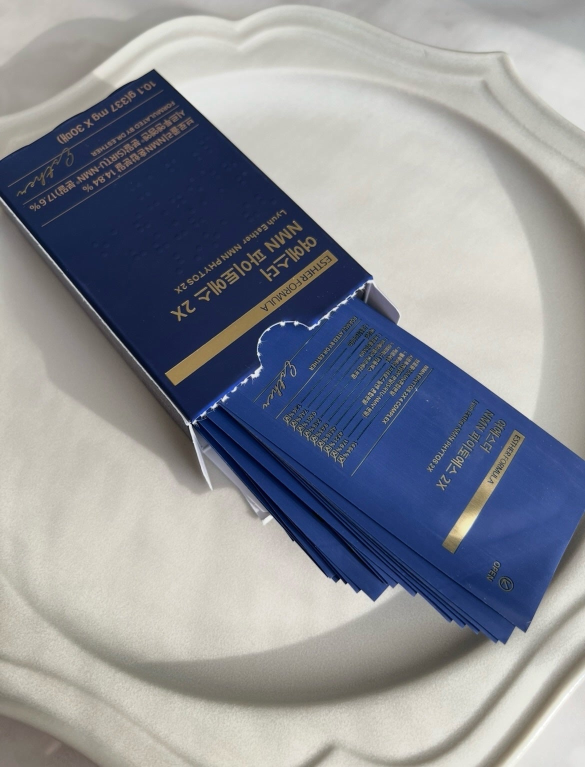 ヨエスター植物性NMNフィトエス2Xフィルム/ESTHER FORMULA/美容サプリメントを使ったクチコミ(2枚目)