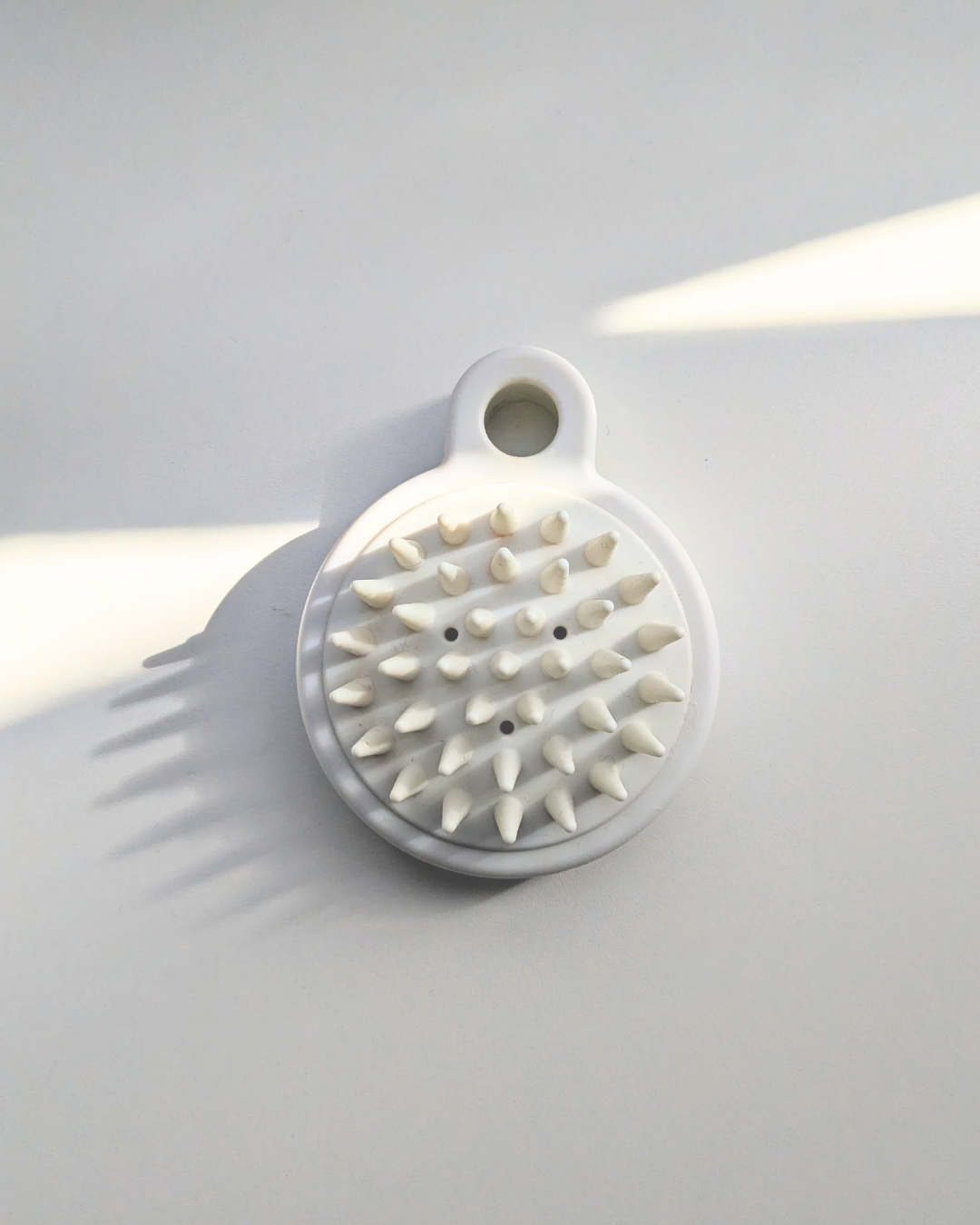 ポリプロピレン頭皮ケアブラシ/無印良品/スカルプブラシを使ったクチコミ（2枚目）