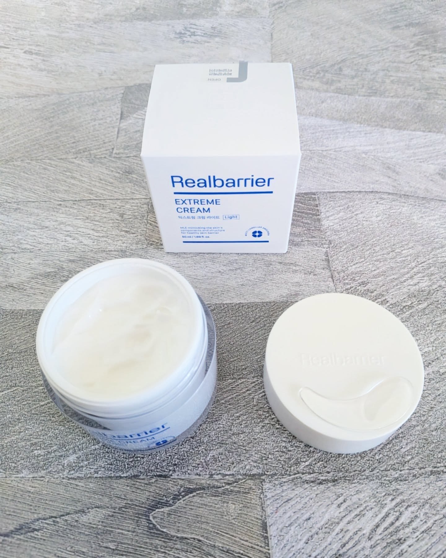 Real Barrier リアルバリア エクストリームクリーム ライトのクチコミ「リアルバリア様より🍀
@realbarrier_jp_official
@realbarrie.....」（2枚目）