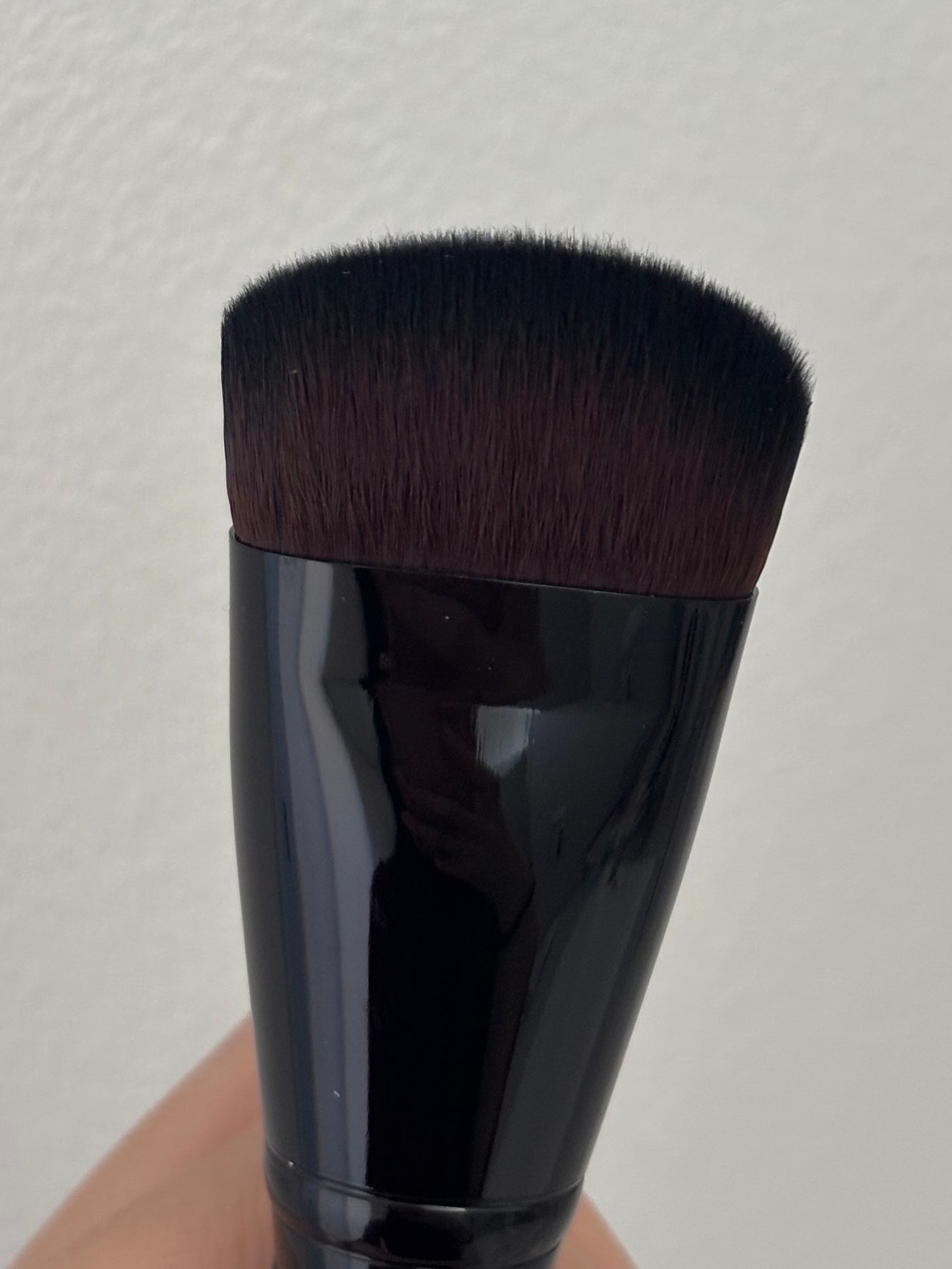 リュクス パフォーマンス ブラシ/bareMinerals/メイクブラシを使ったクチコミ(2枚目)