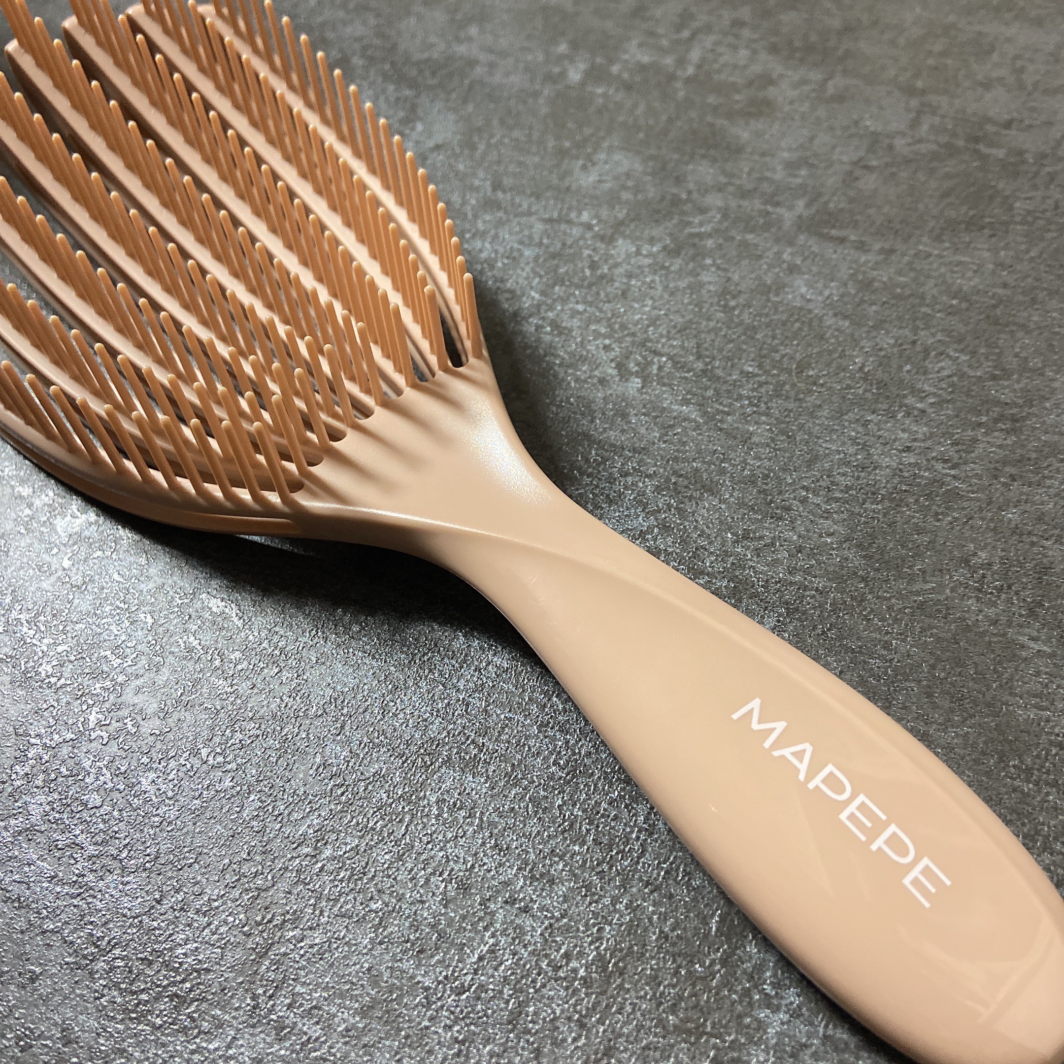 フィンガーフレックスブラシ/マペペ/ヘアブラシを使ったクチコミ（3枚目）